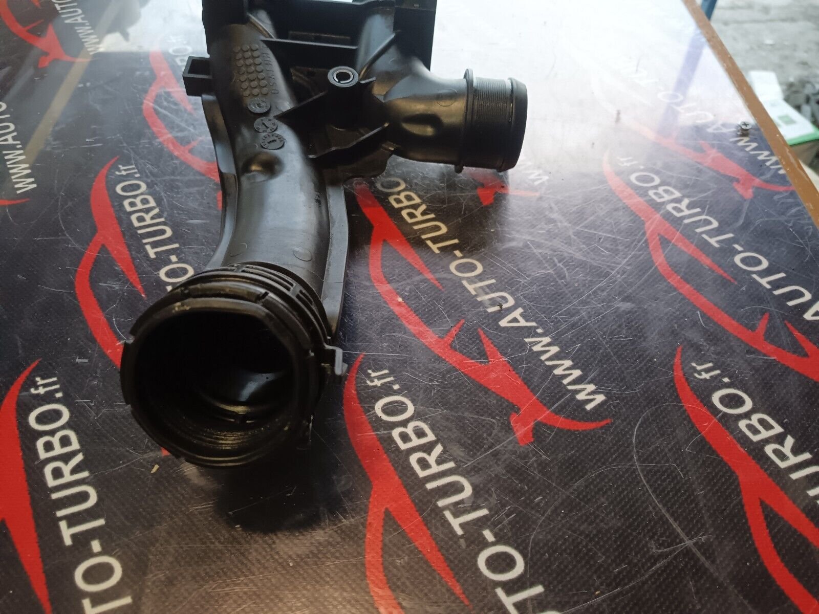 TUYAU PSA 1.6HDI 100CH REFERENCE: 9804177580