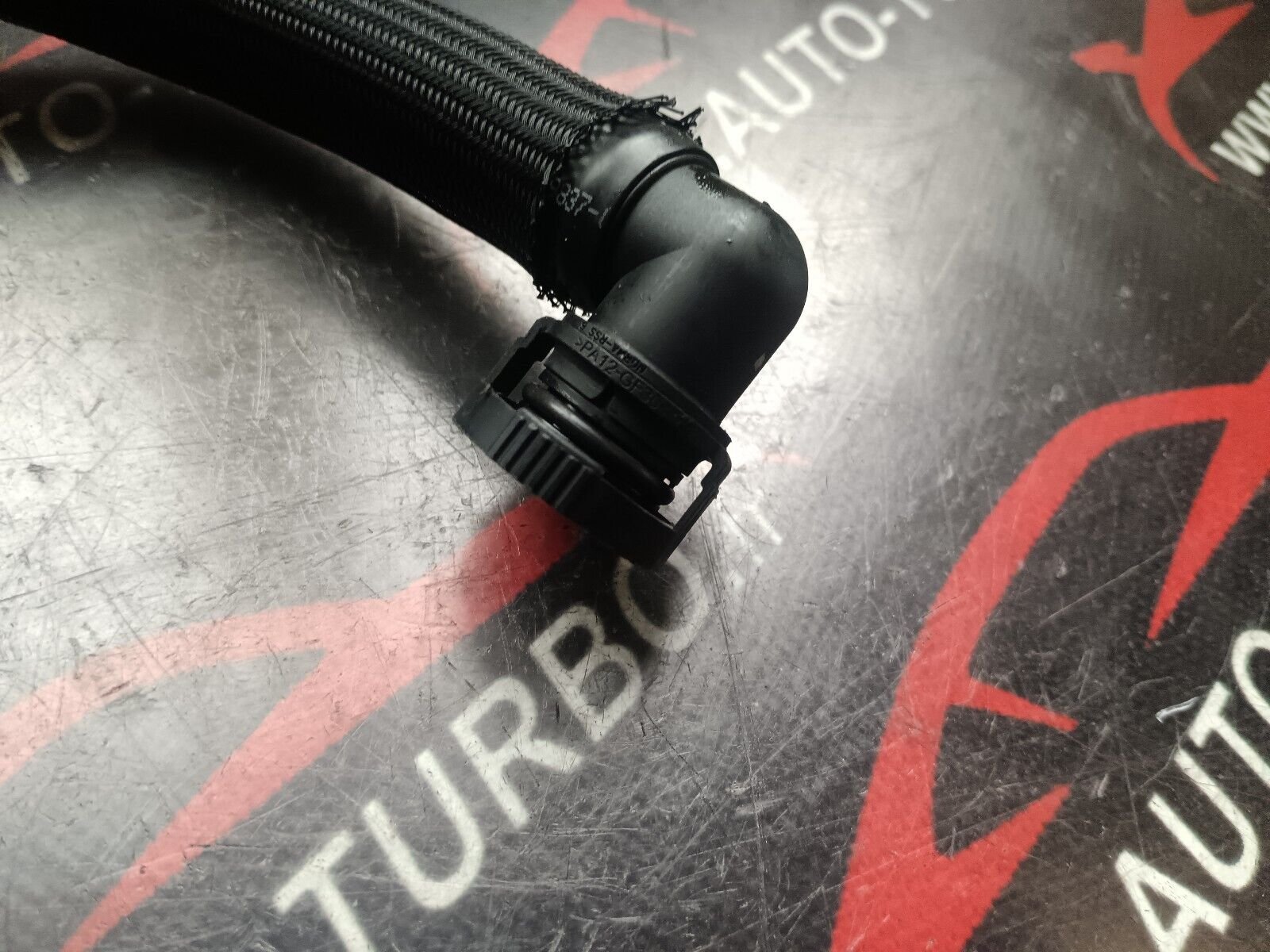 TUYAU CONDUIT  CITROEN PSA C4 1.6VTI REFERENCE: V7592989