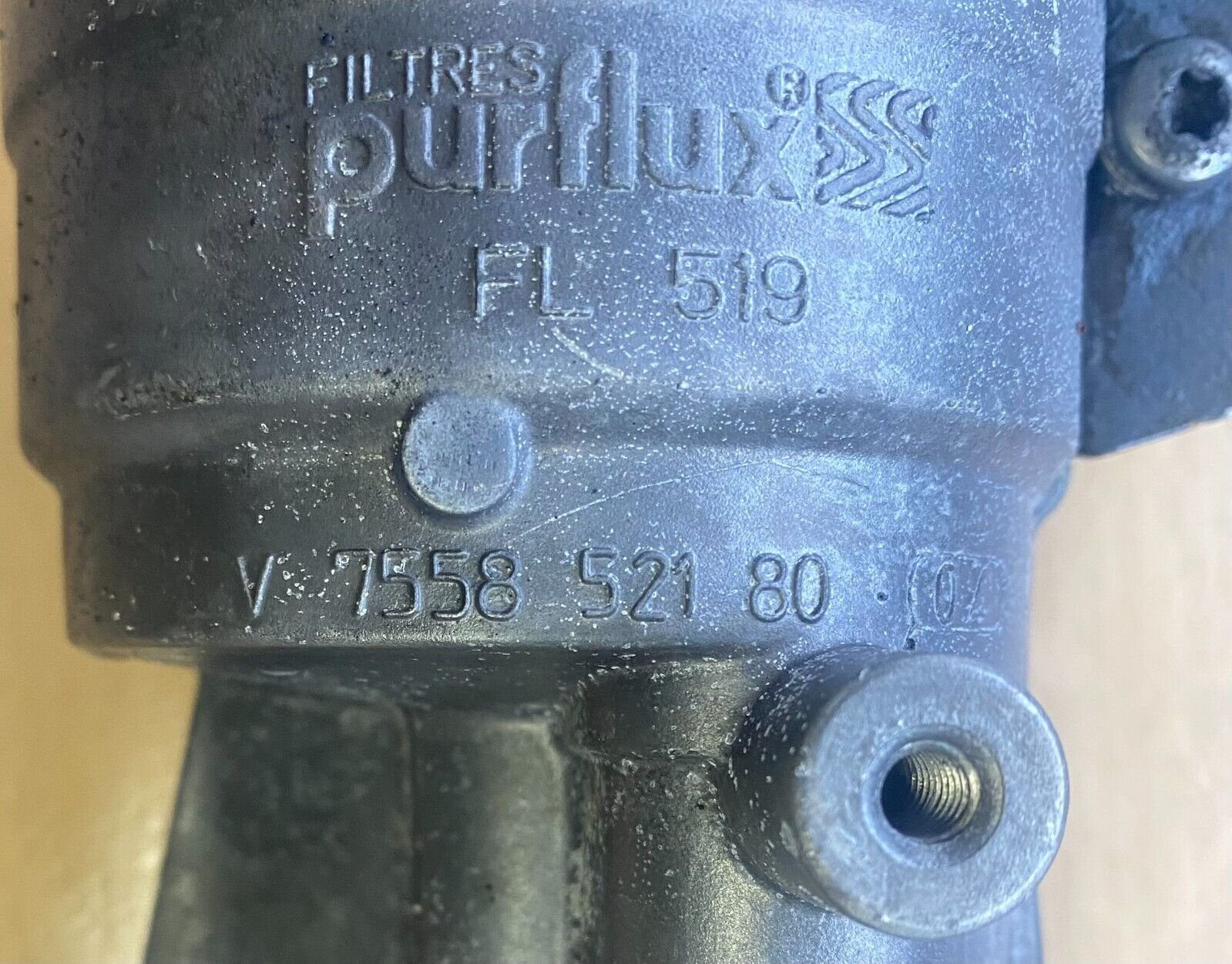 V755852180 refroidisseur filtre a huile pour PSA MINI