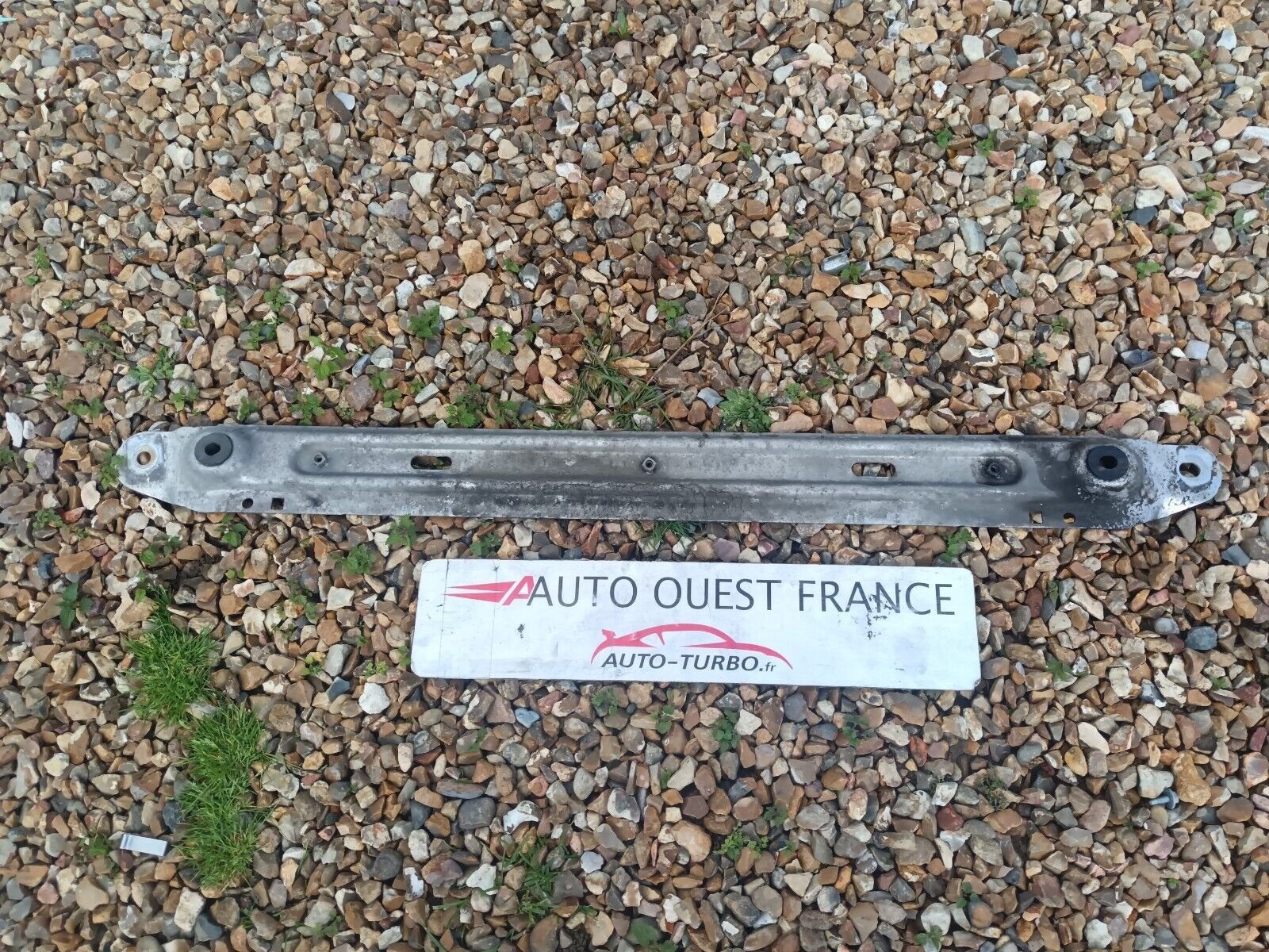 RENFORT  AVANT CITROEN C4 PICASSO