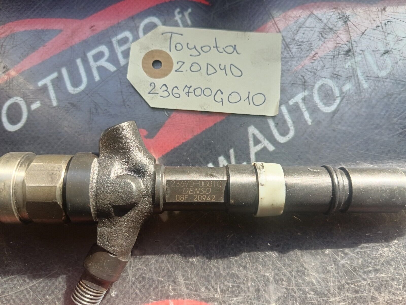 INJECTEUR TOYOTA 2.0 D4D REFERENCE: 236700G010