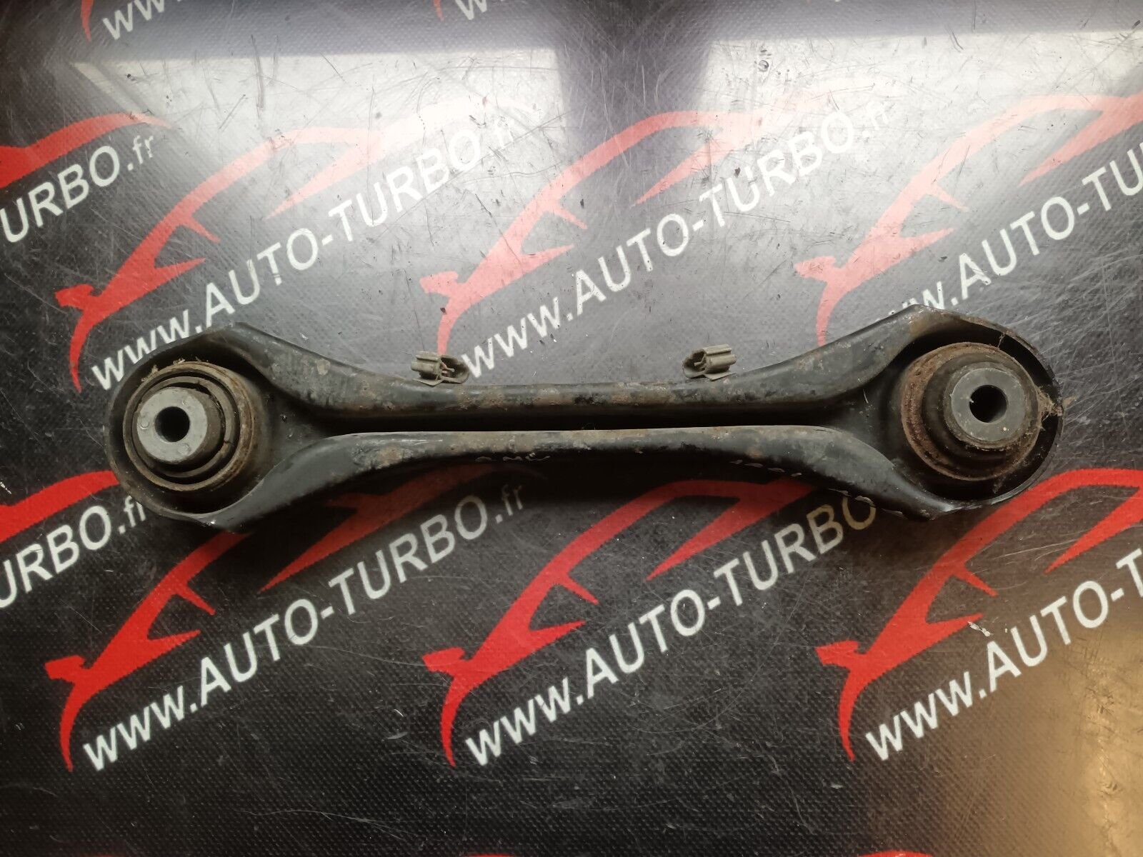 BRAS SUSPENSION SUPERIEUR ARRIERE GAUCHE BMW 12O I E87 3332 6777980-01