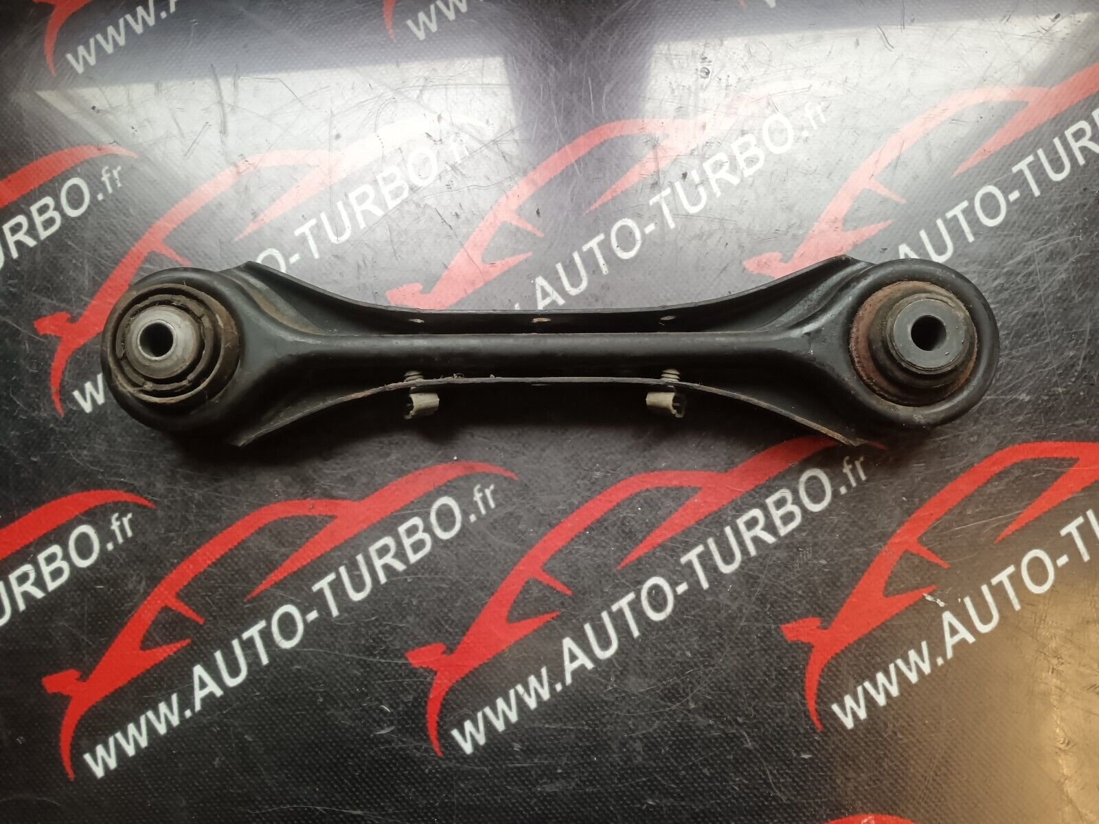 BRAS SUSPENSION SUPERIEUR ARRIERE GAUCHE BMW 12O I E87 3332 6777980-01