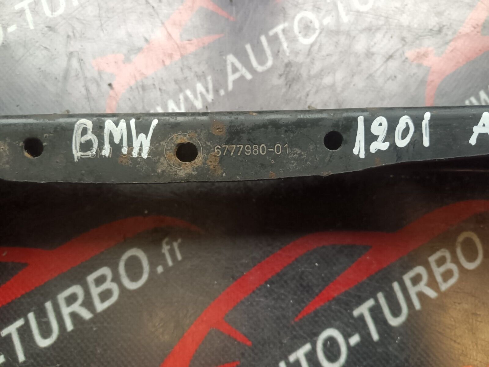 BRAS SUSPENSION SUPERIEUR ARRIERE GAUCHE BMW 12O I E87 3332 6777980-01