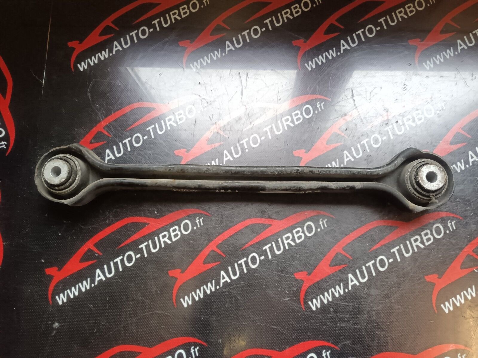 BRAS SUSPENSION SUPERIEUR ARRIERE DROITE  BMW SERIE 1/  E87/E90 6763471-10