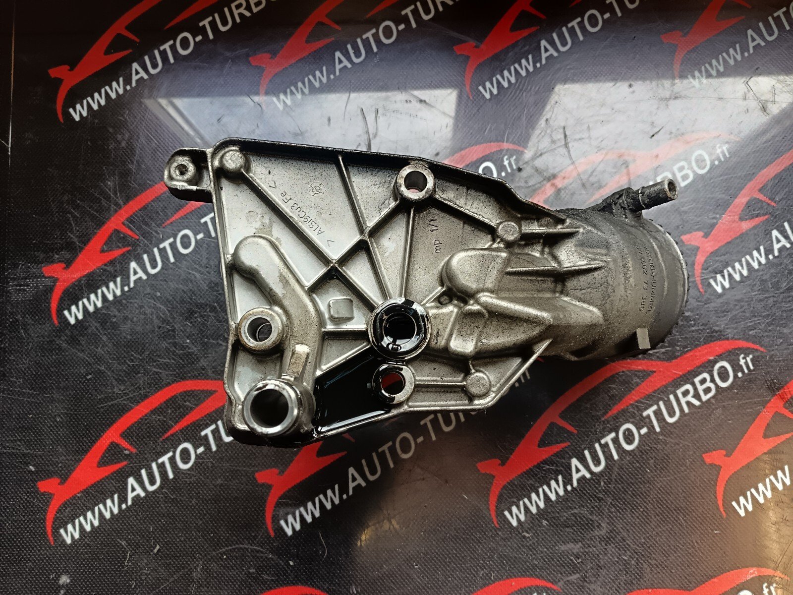 SUPPORT FILTRE A HUILE AVEC REFROIDISSEUR ALFA 159 1.9JTDM REFERENCE: 6740273386