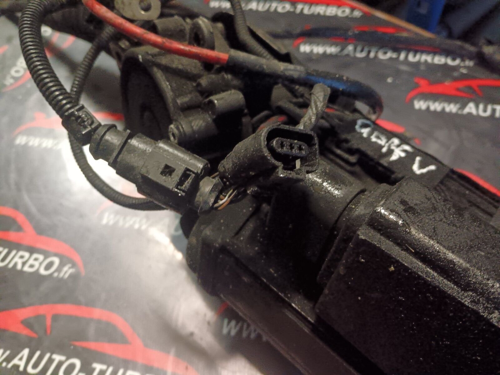 CREMAILLERE DE DIRECTION ASSISTE VOLKSWAGEN  GOLF V 1.9TDI REFERENCE: 1K1423055M