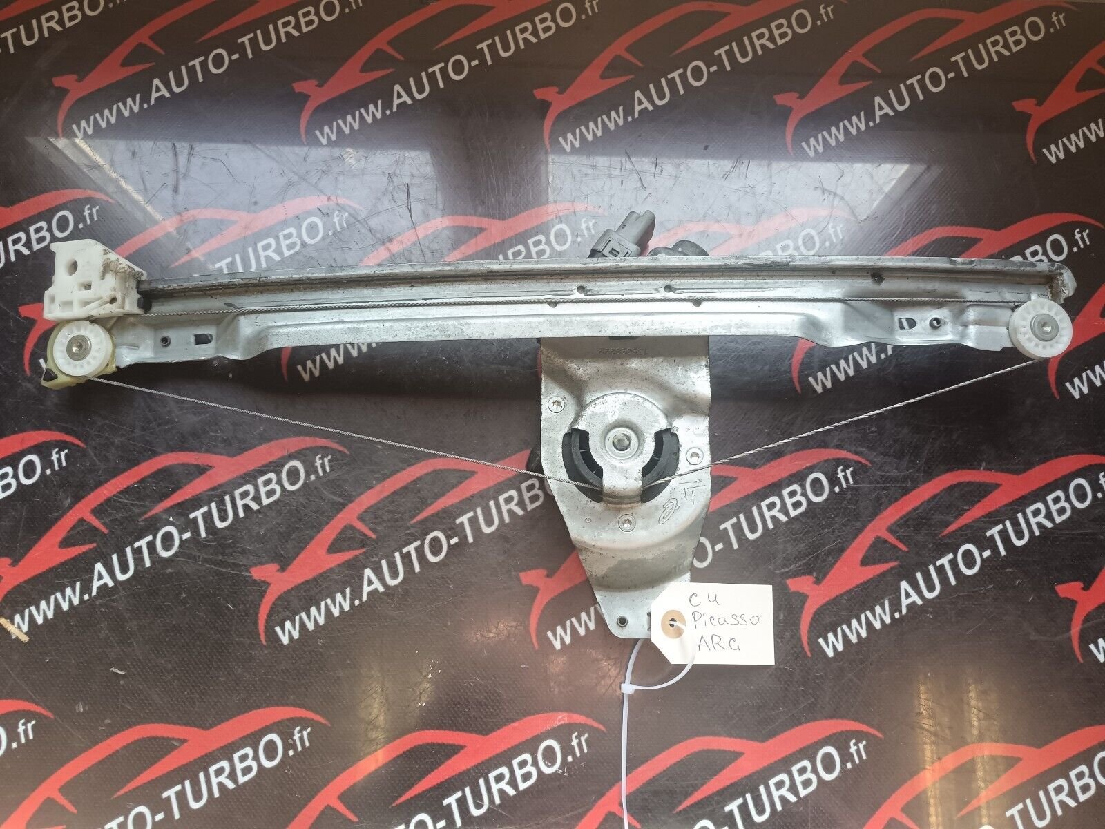 MECHANISME LEVE GLACE AVEC MOTEUR ARRIERE GAUCHE C4 PICASSO REFERENCE: 135090222