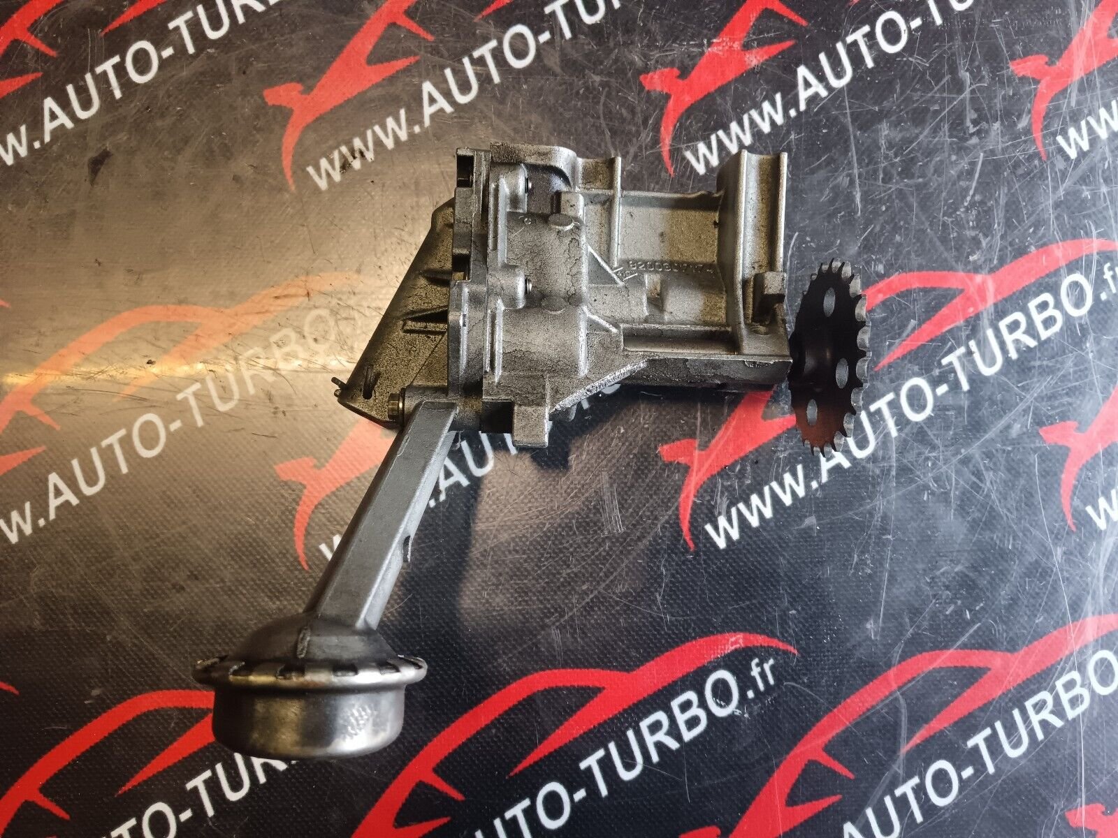 POMPE A HUILE RENAULT 1.5DCI REFERENCE: 8200307174