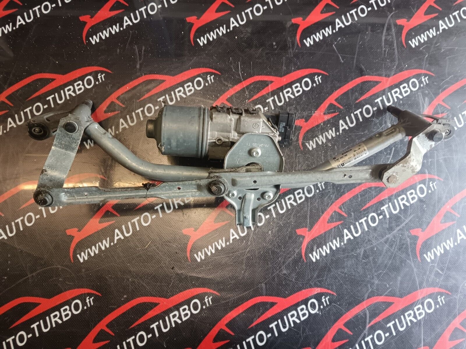 MOTEUR ESSUIE GLACE PEUGEOT 207 REFERENCE: 9650380780