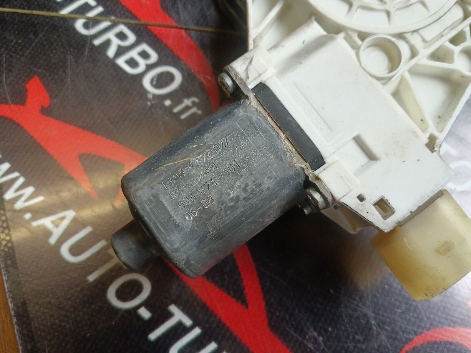 SYSTEME MOTEUR LEVE VITRE AVANT GAUCHE BMW SERIE 1 E87 6927027 , 7067795S