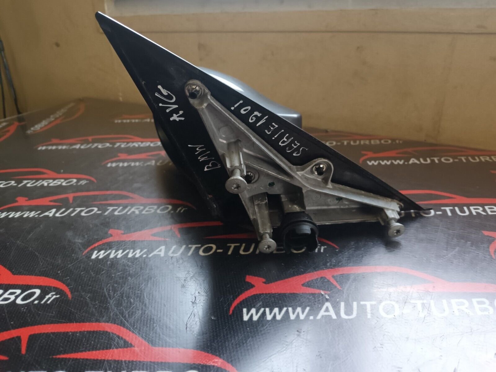 RETROVISEUR GAUCHE BMW SERIE 1 120i E87