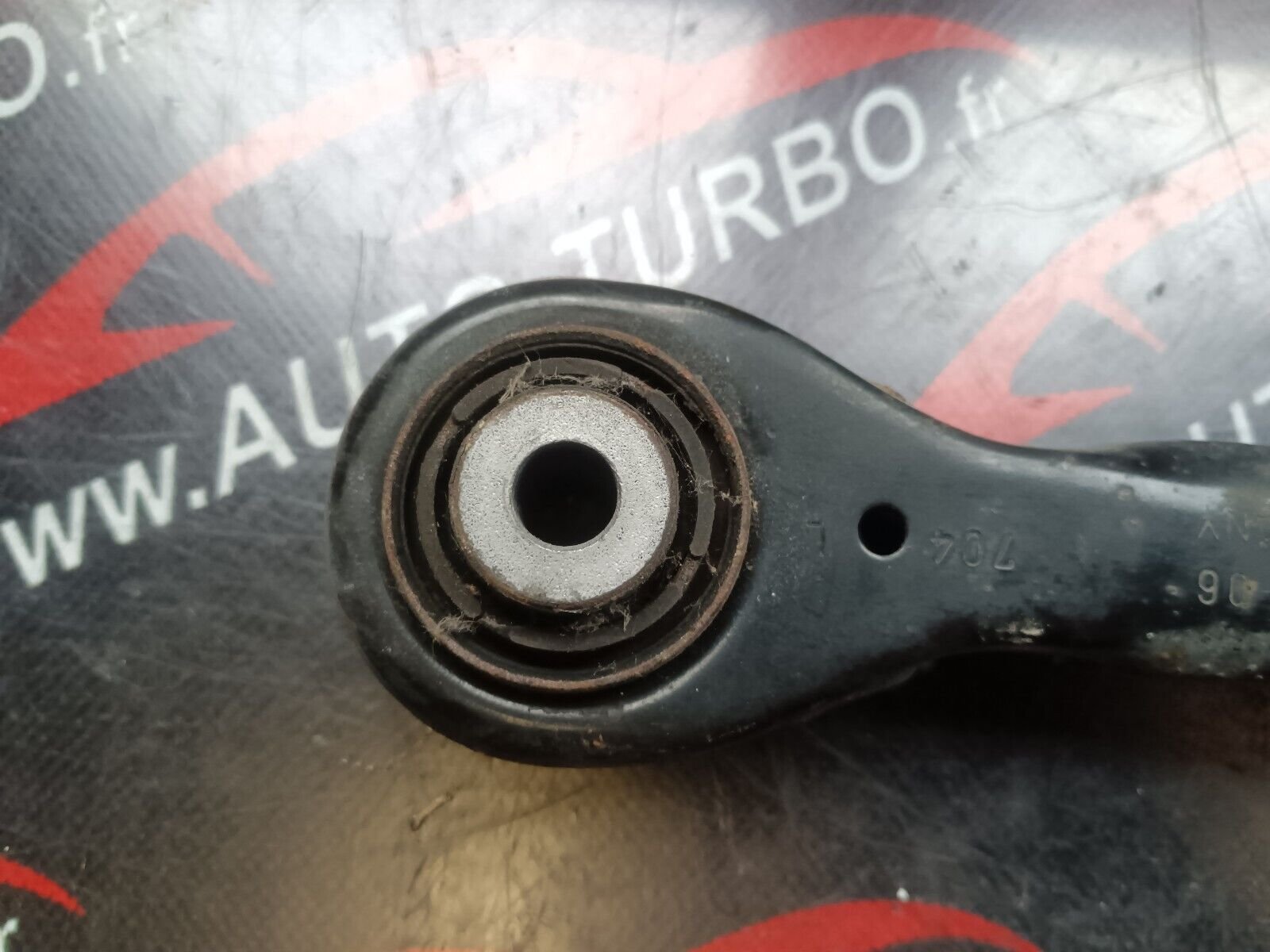 BRAS SUSPENSION ARRIERE GAUCHE BMW 12O I E87 3332 6765425-06