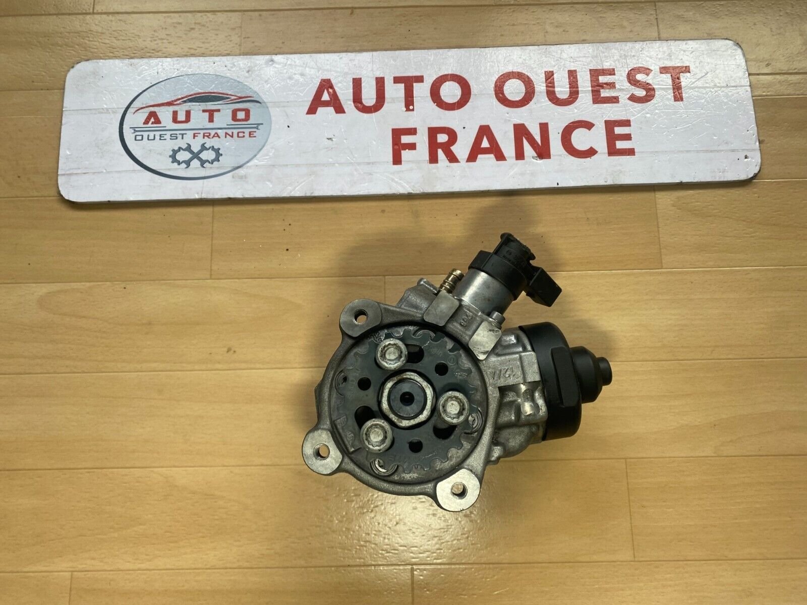 0445010529 03L 130 755 AC  Pompe d'injection 2.0 TDI 143 CV AUDI SEAT VW SKODA