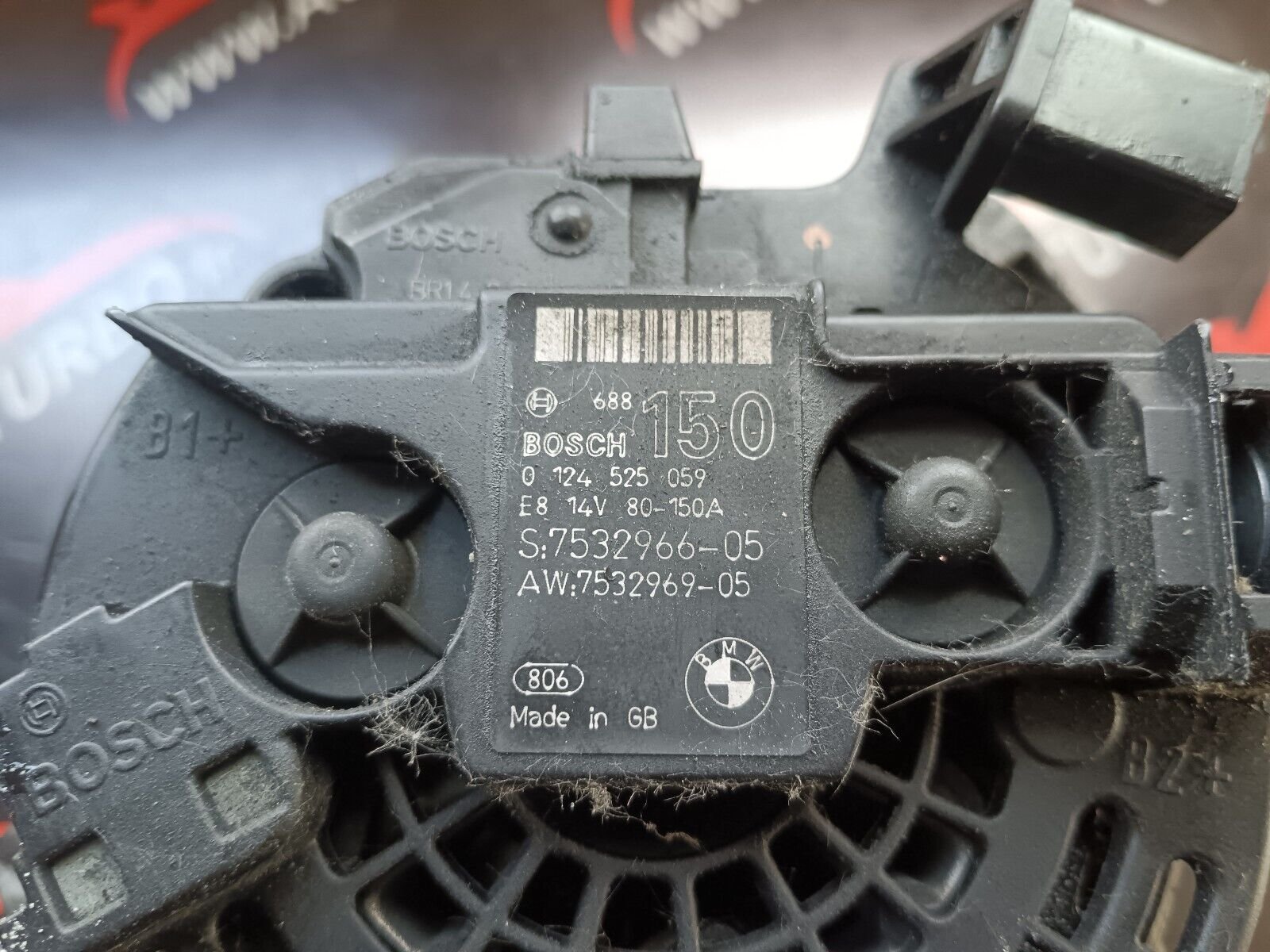 ALTERNATEUR  BMW SERIE 1 120i E87 SERIE 3 REFERENCE: 7532966