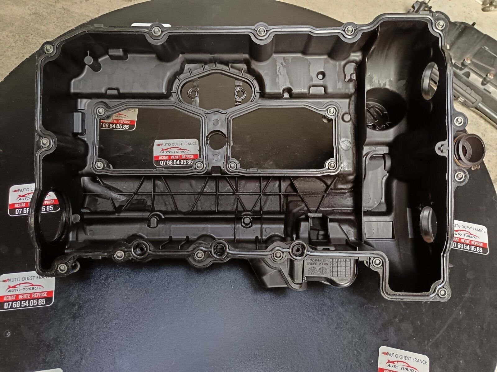 CACHE-CULBUTEURS BMW328i GT REFERENCE: 11127588412