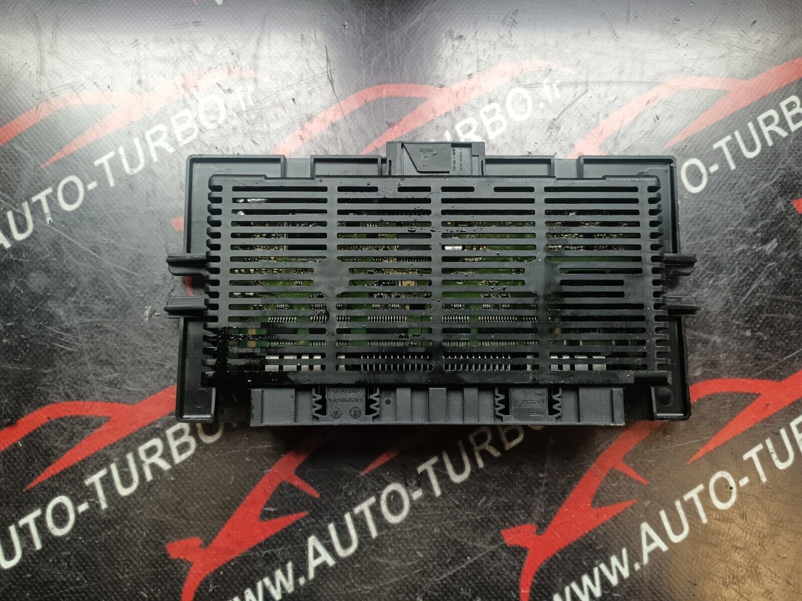 MODULE ELECTRONIQUE BMW SERIE 1 120i REFERENCE: 9128180