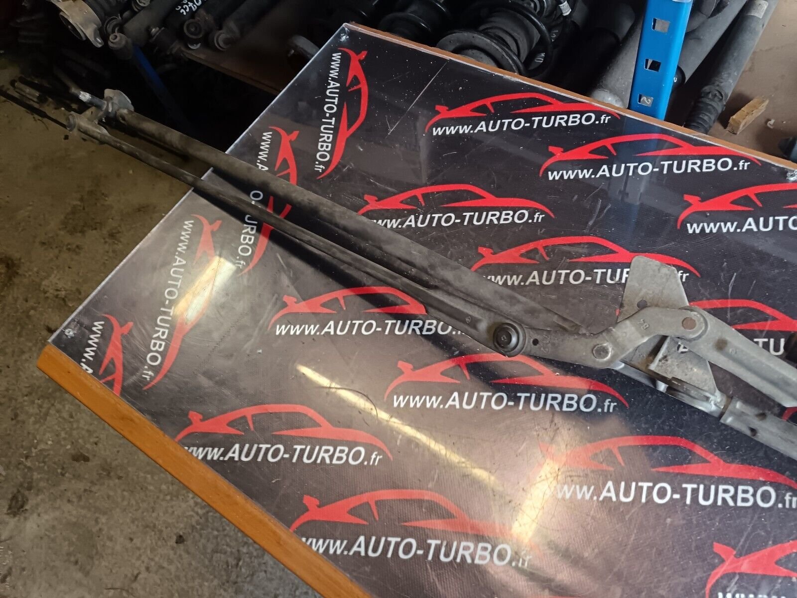 MOTEUR ESSUIE GLACE CITROEN C4 1.6HDI REFERENCE: 3397021828