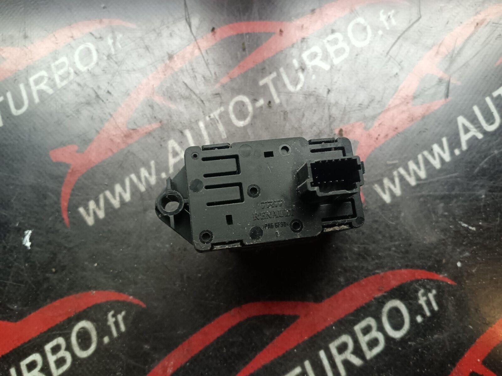 LEVIER FRIN A MAIN ELECTRIQUE SCENIC 3 REFERENCE: 363210006