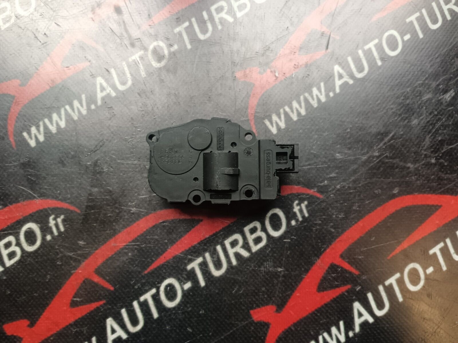 CHAUFFAGE SERVOMOTEUR BMW 520D F10 REFERENCE: 929888