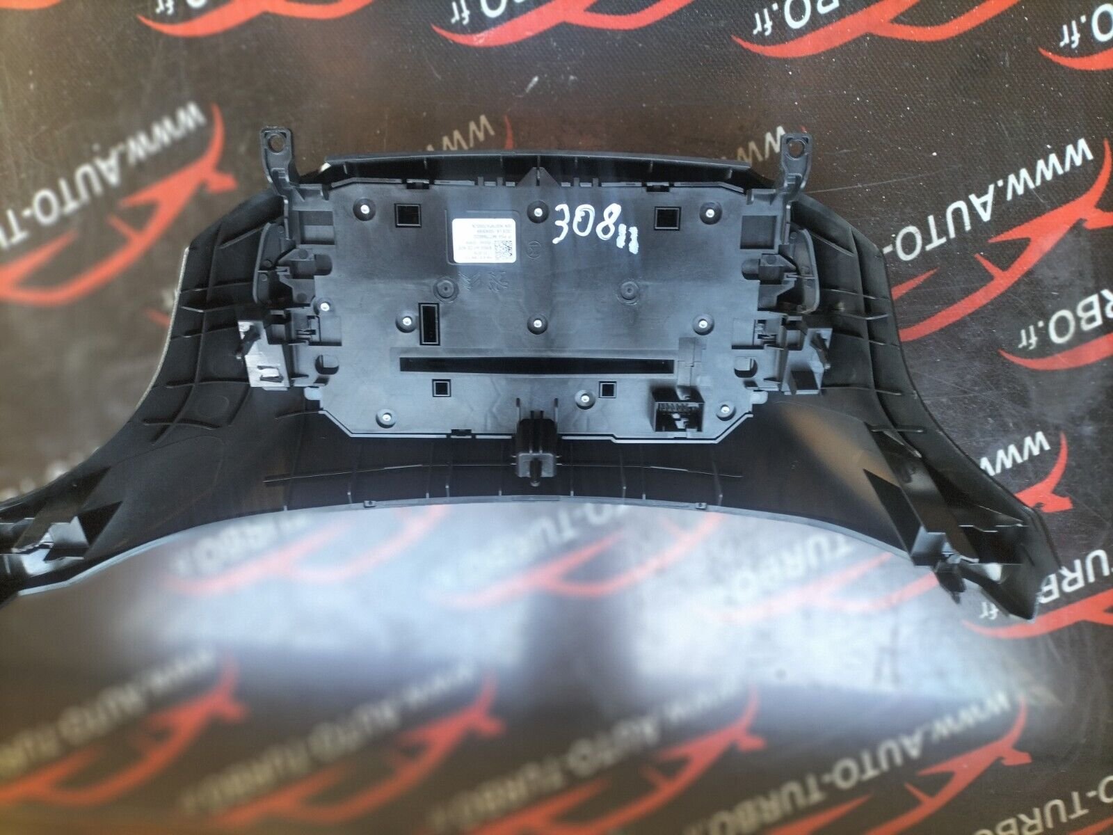 CONSOLE CENTRALE RADIO WARNING PEUGEOT 308 PHASE 2 10093069, 96777660ZD