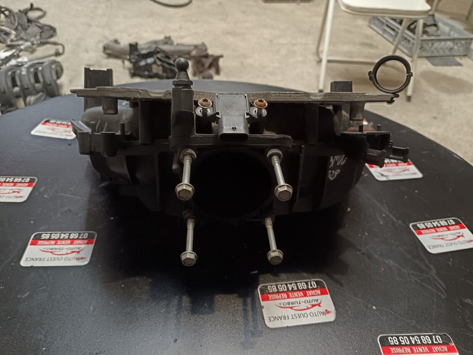 COLLECTEUR D'ADMISSION BMW 328i REFERENCE: 7588126