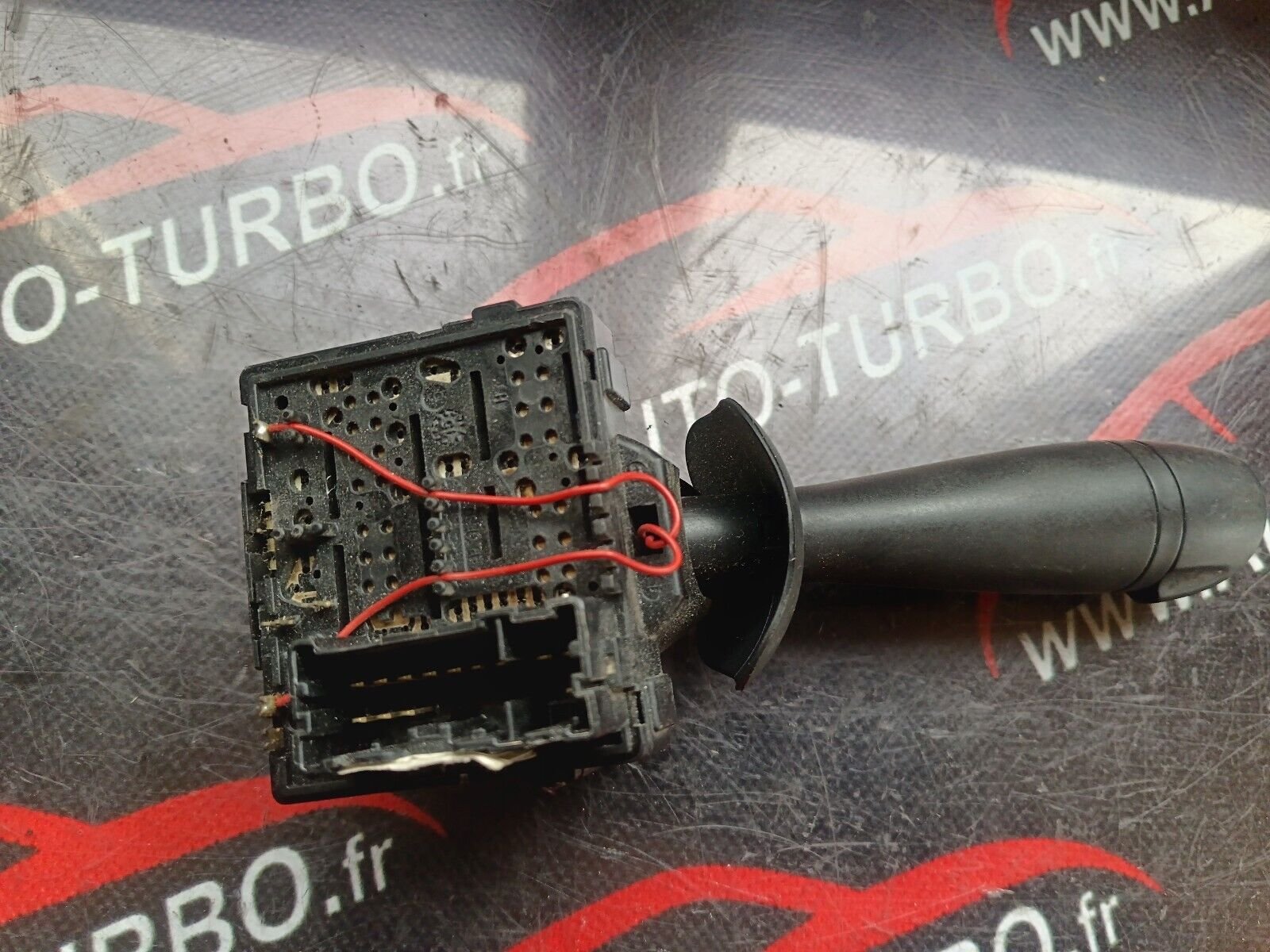 COMMODO DROIT DACIA REFERENCE: E10670243