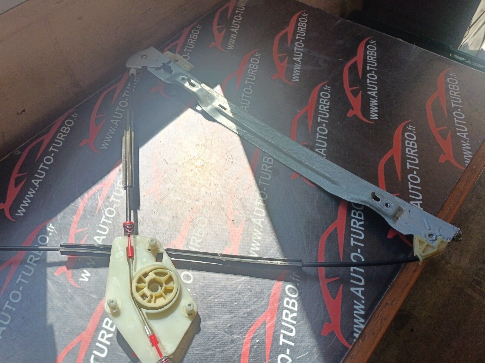 MECHANISME LEVE VITRE AVANT DROIT CITROEN C4 PICASSO REFERENCE: 9682493680