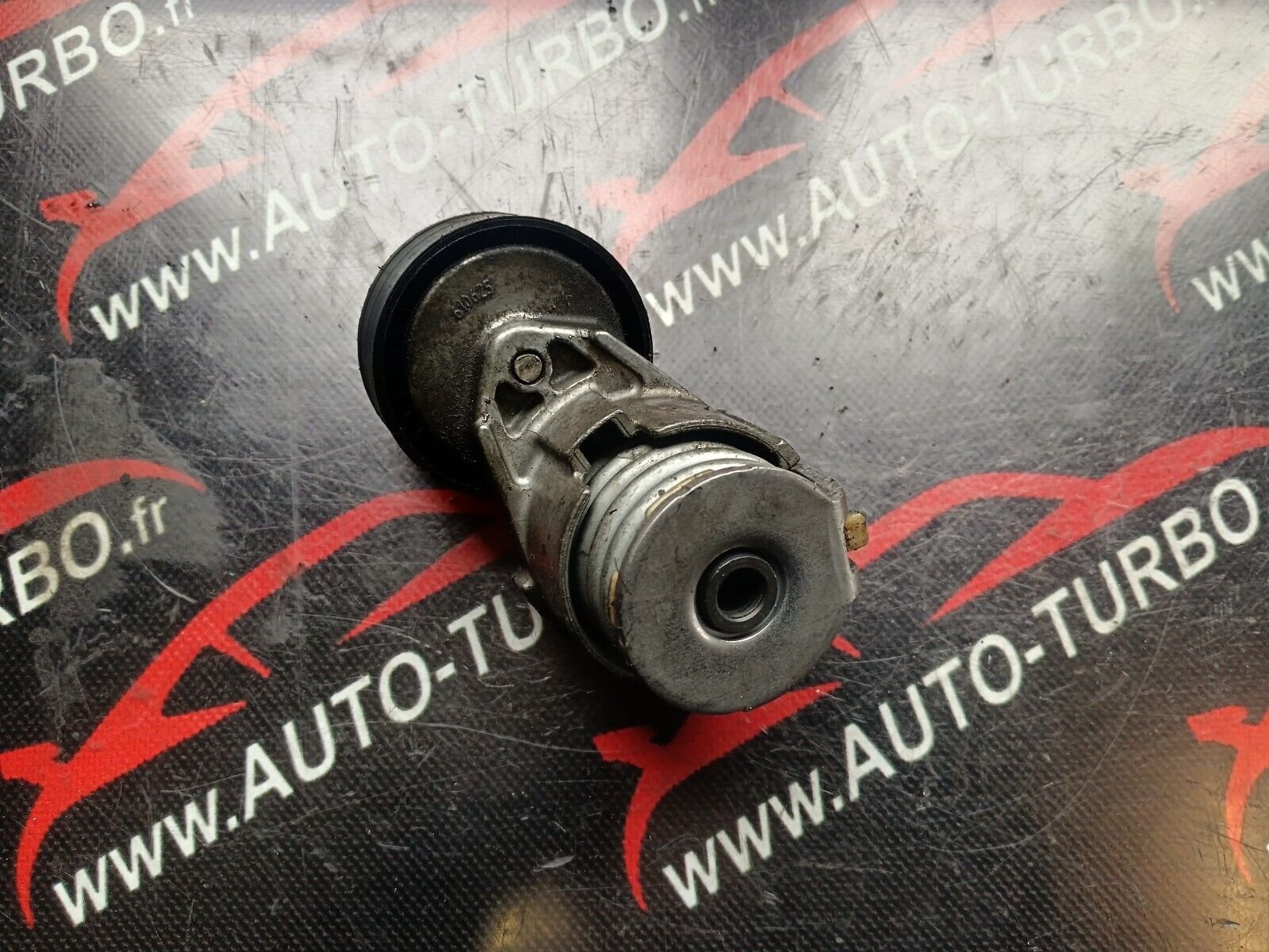 TENDEUR DE COURROIE AUXILIAIRE RENAULT CLIO 3 1.5DCI REFERENCE: 117501083R