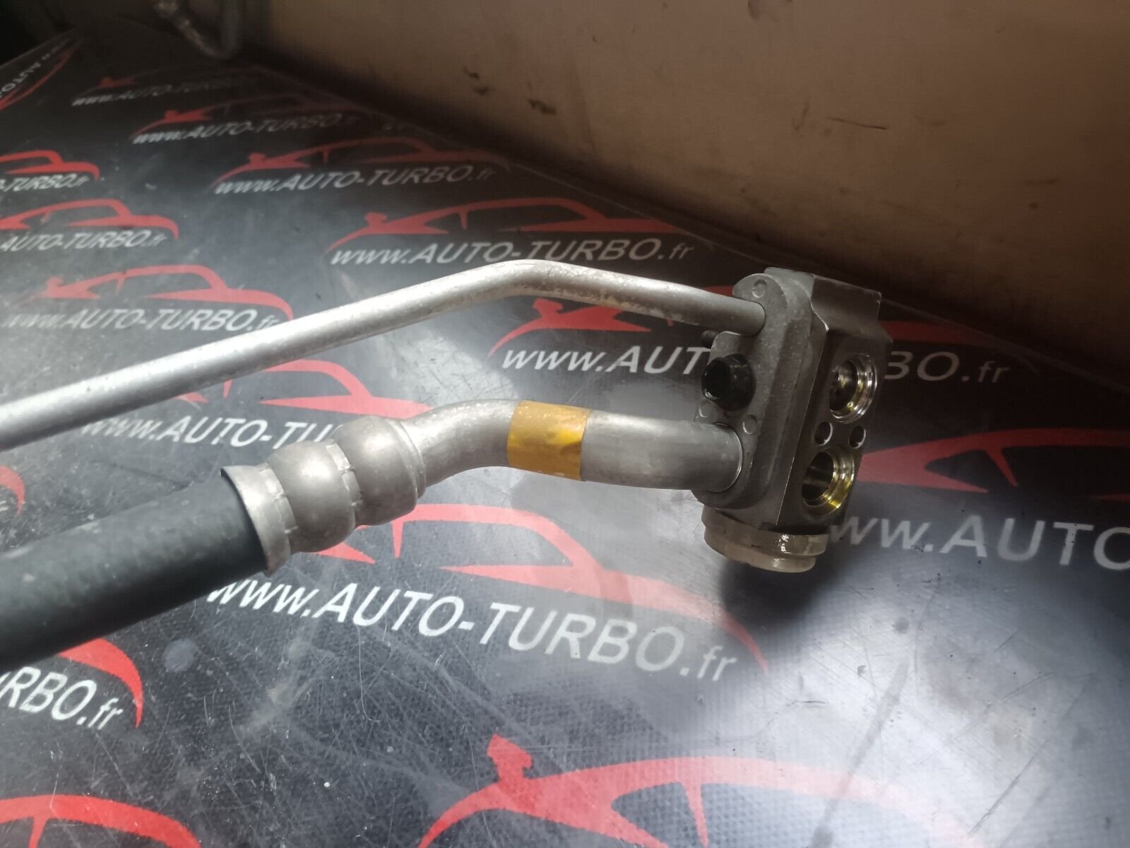 TUYAU DURIT DE CLIMATISATION HYUNDAI i30 REFERENCE: F108AN6AA