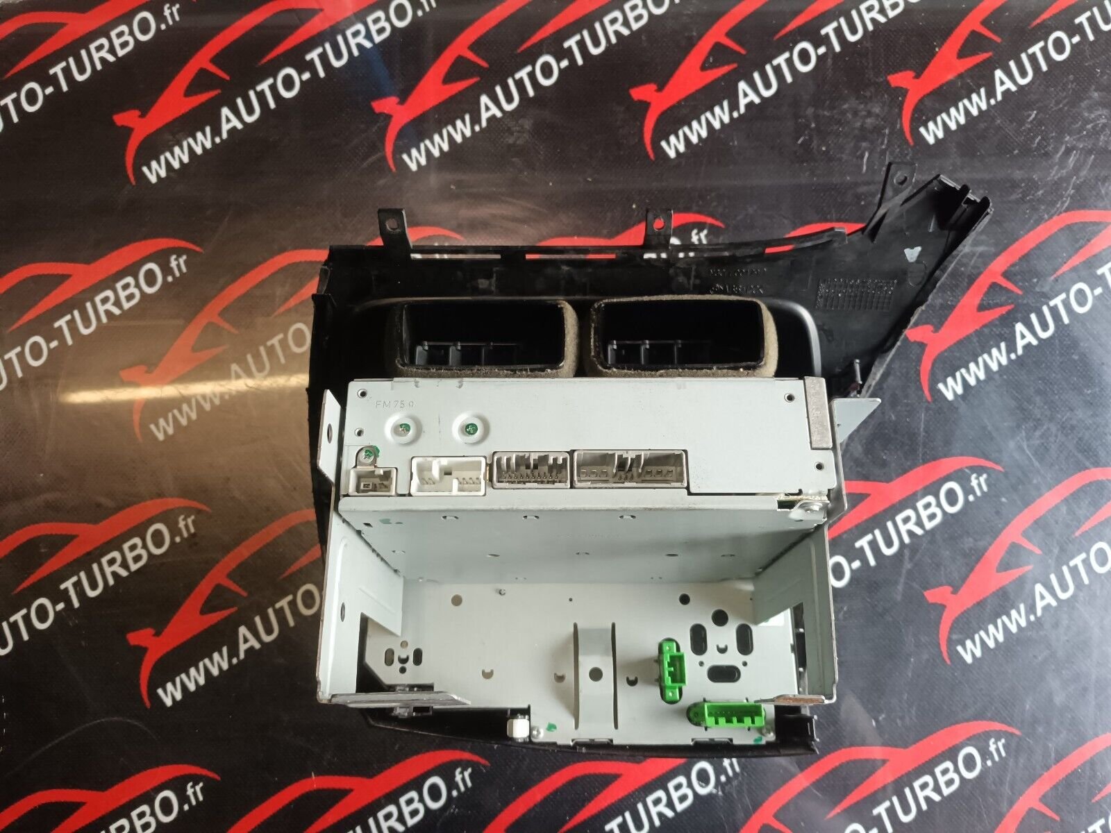 RADIO CD MP3 HONDA CIVIC REFERENCE: CQ-MH5671G