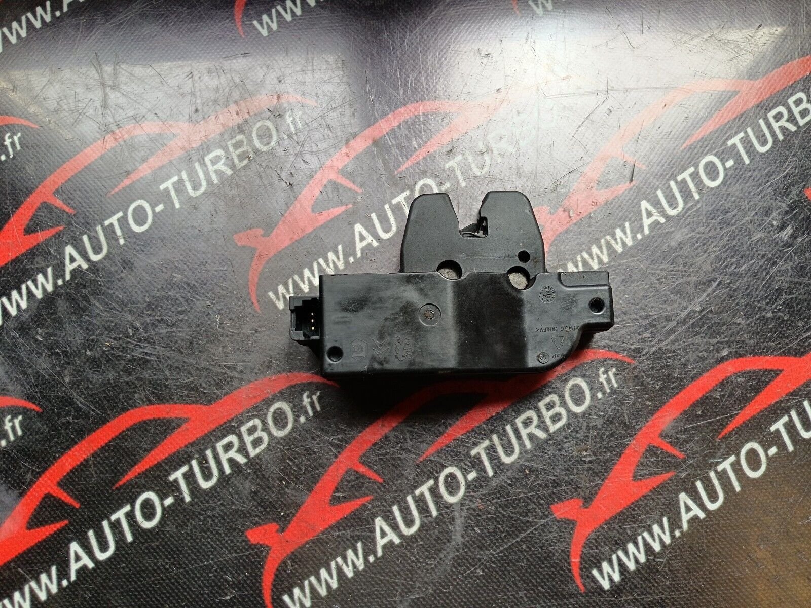 SERRURE DE HAYON CITROEN C4 COUPE REFERENCE: 9652301980