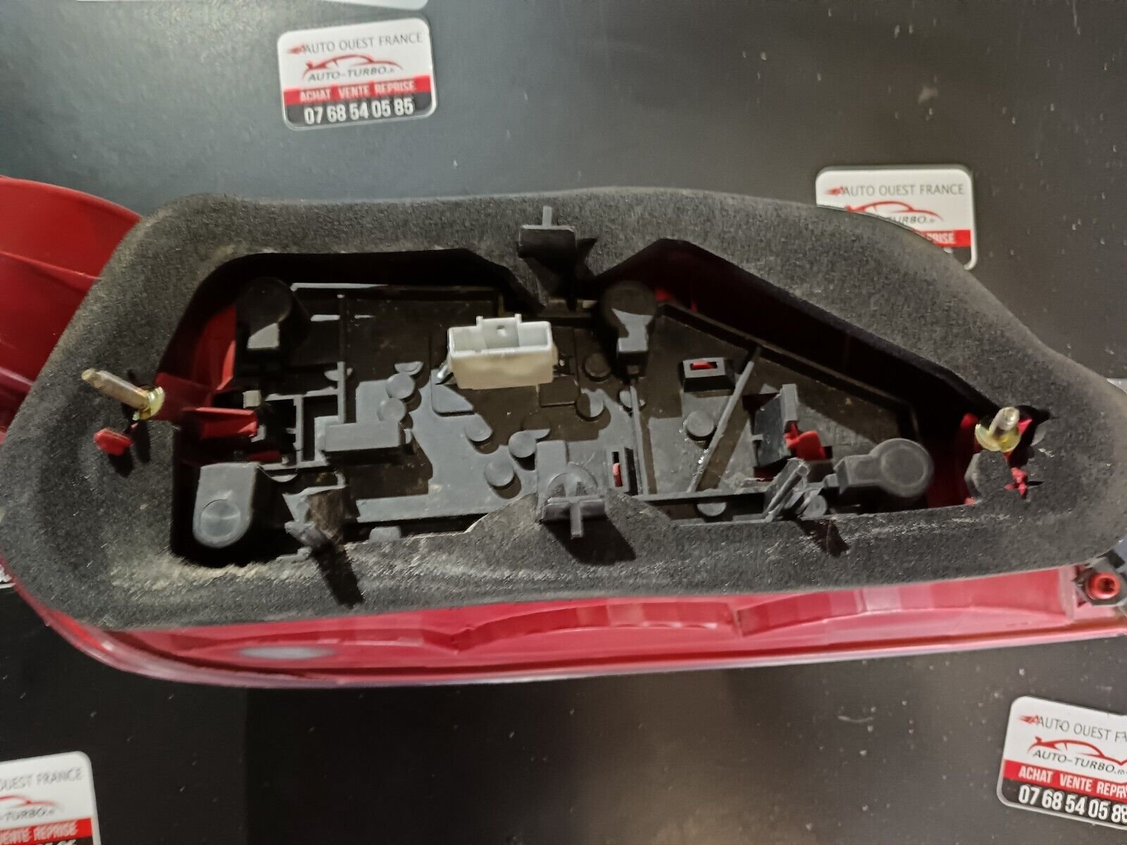 FEU ARRIERE DROIT PEUGEOT 406 PHASE 2 REFERENCE: 9644652577