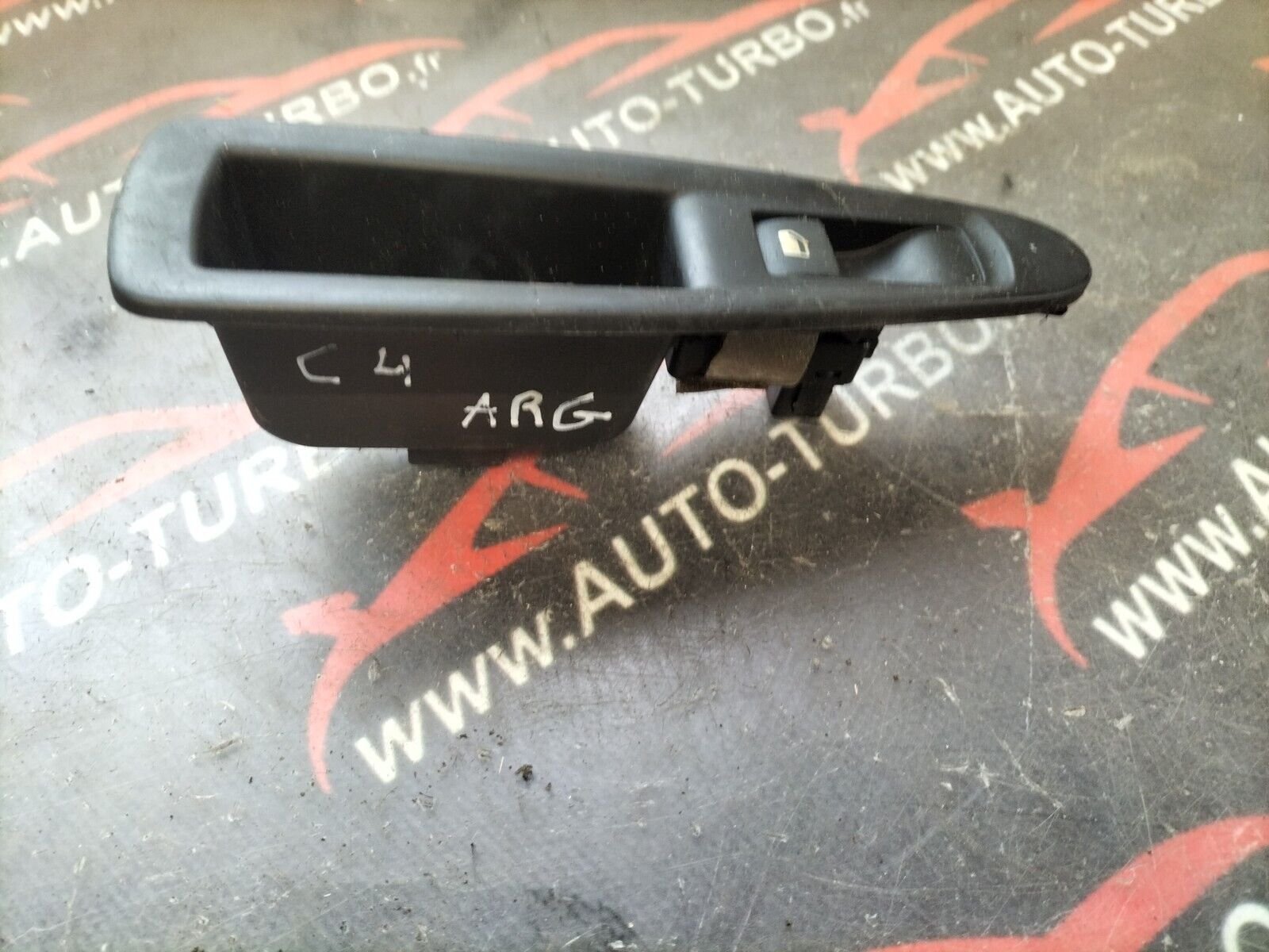 COMMANDE LEVE VITRE ARRIERE GAUCHE  CITROEN C4 9650912777
