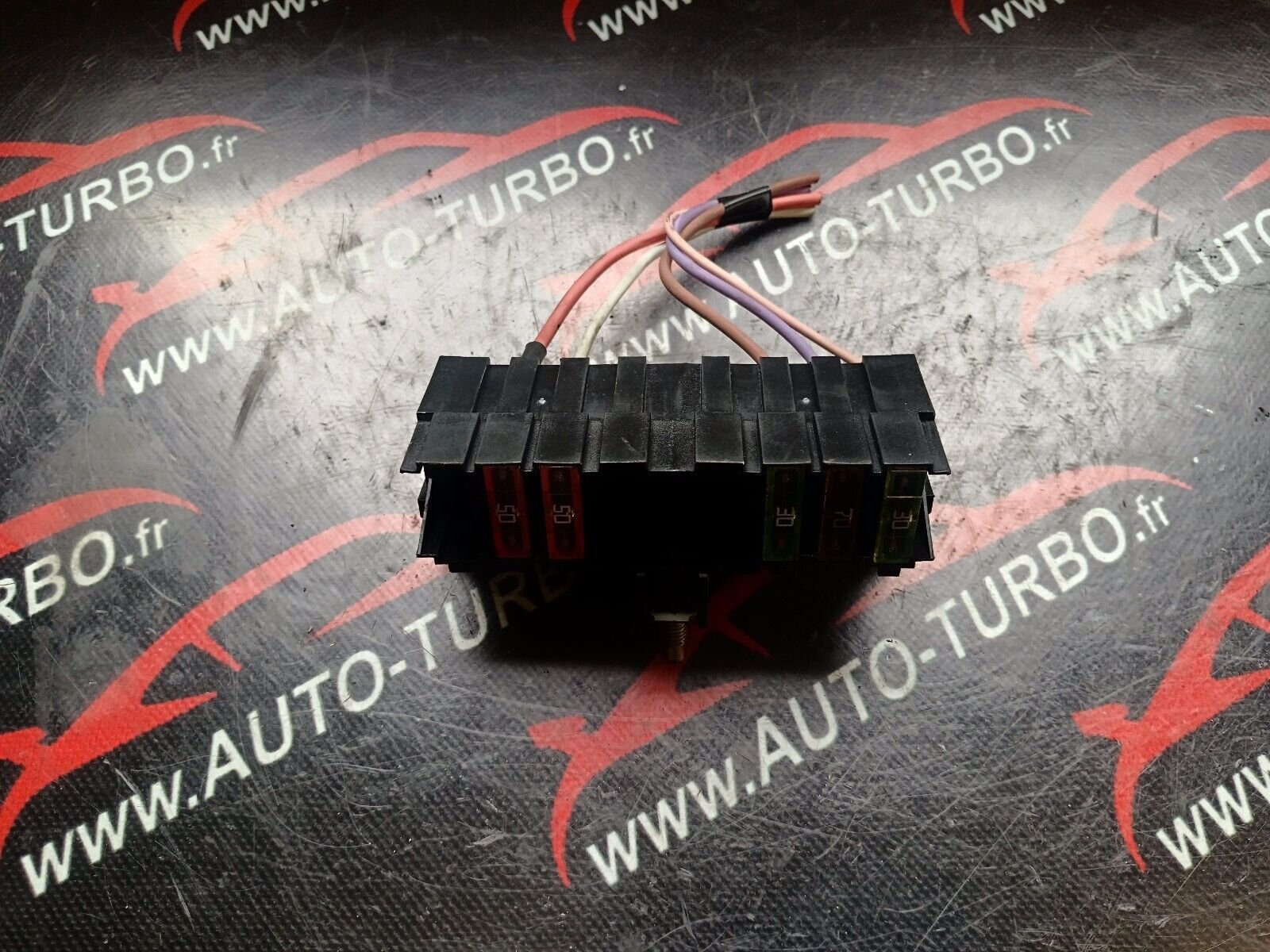 PORTE FUSIBLE CITROEN C4 PICASSO REFERENCE: 605500510