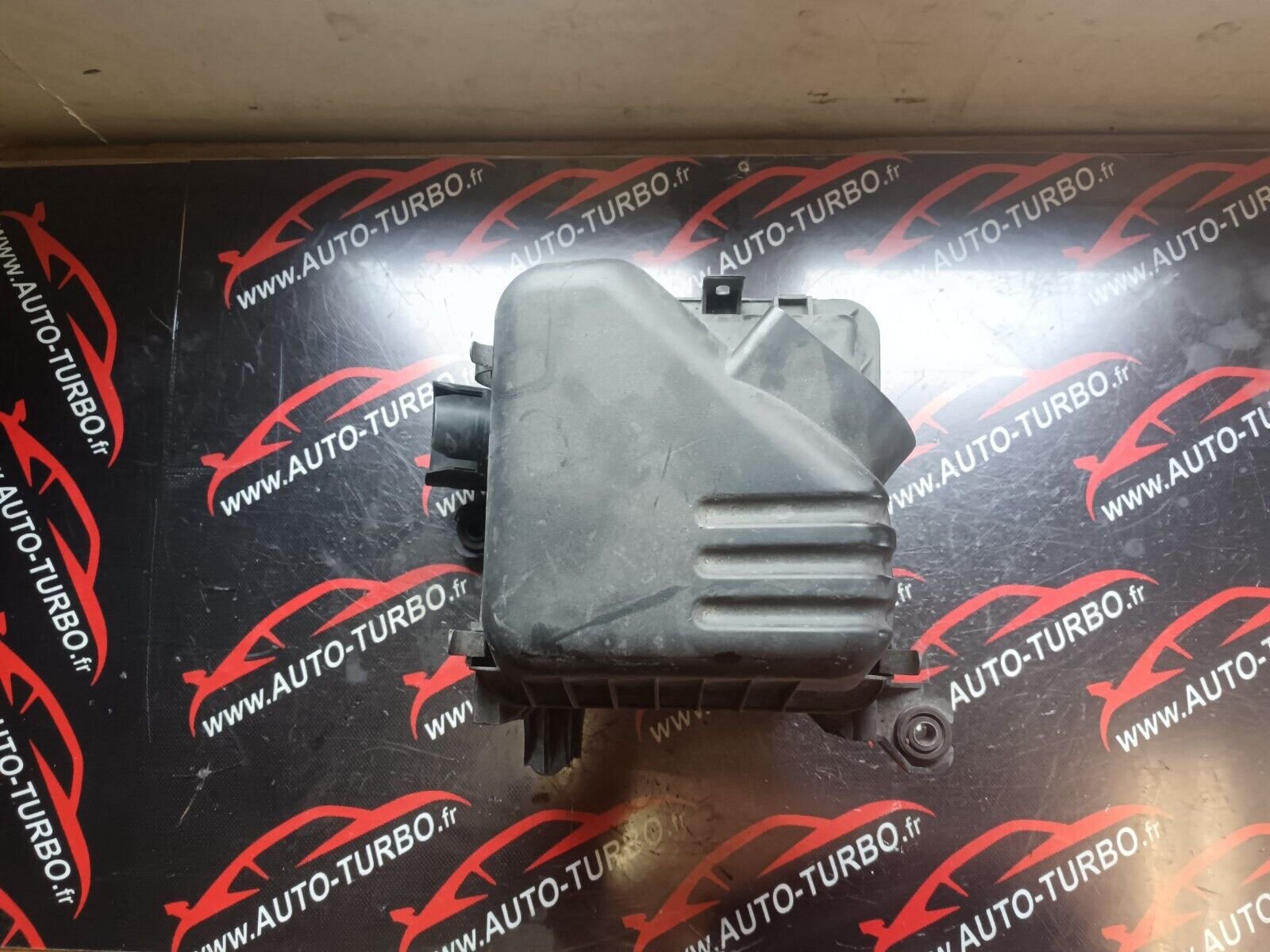 BOITE FILTRE A AIR HYUNDAI i30 1.6CRDI 90CH REFERENCE: 281002H200