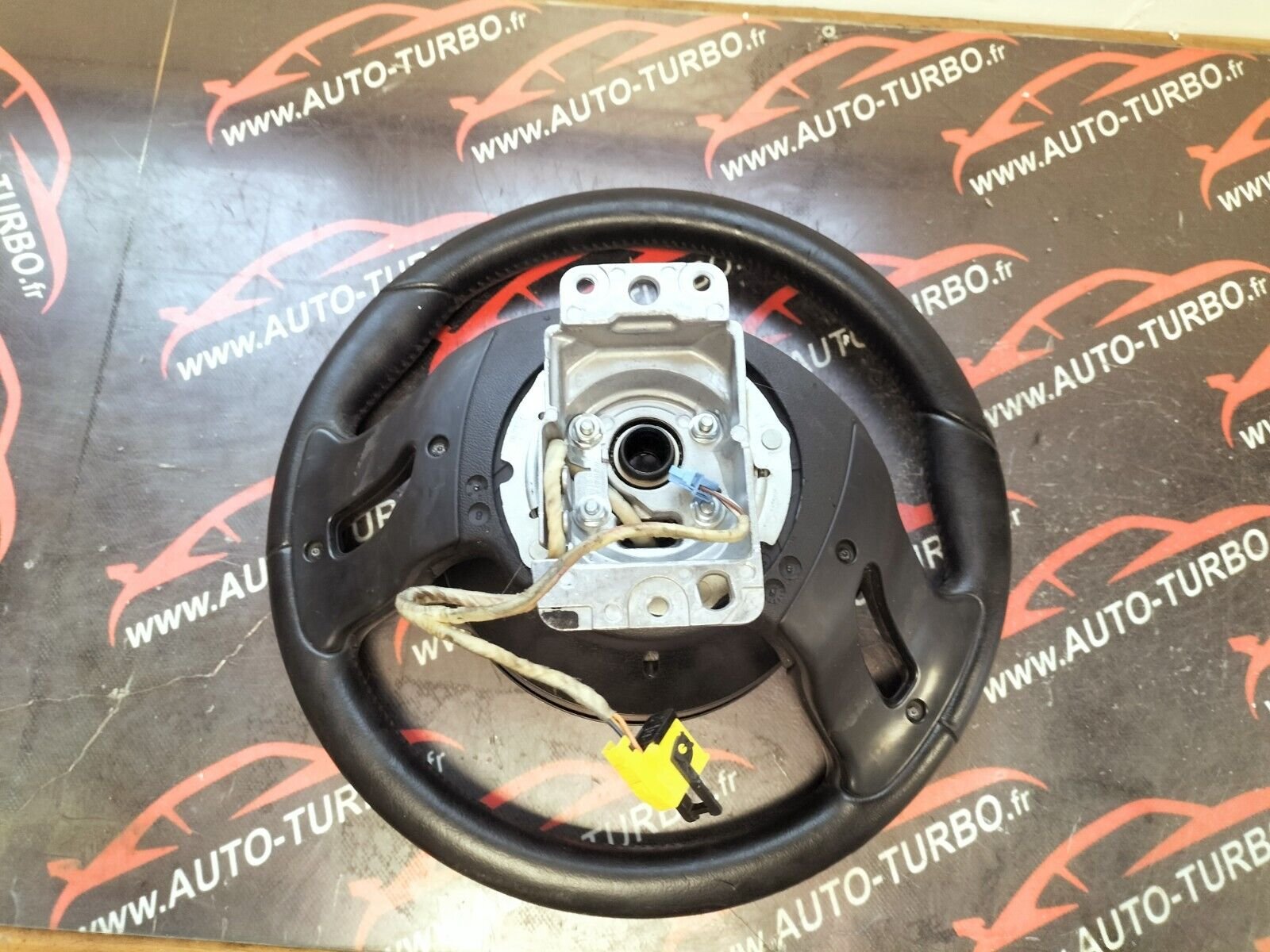 VOLANT MUTIFONCTION CITROEN C4 6041547