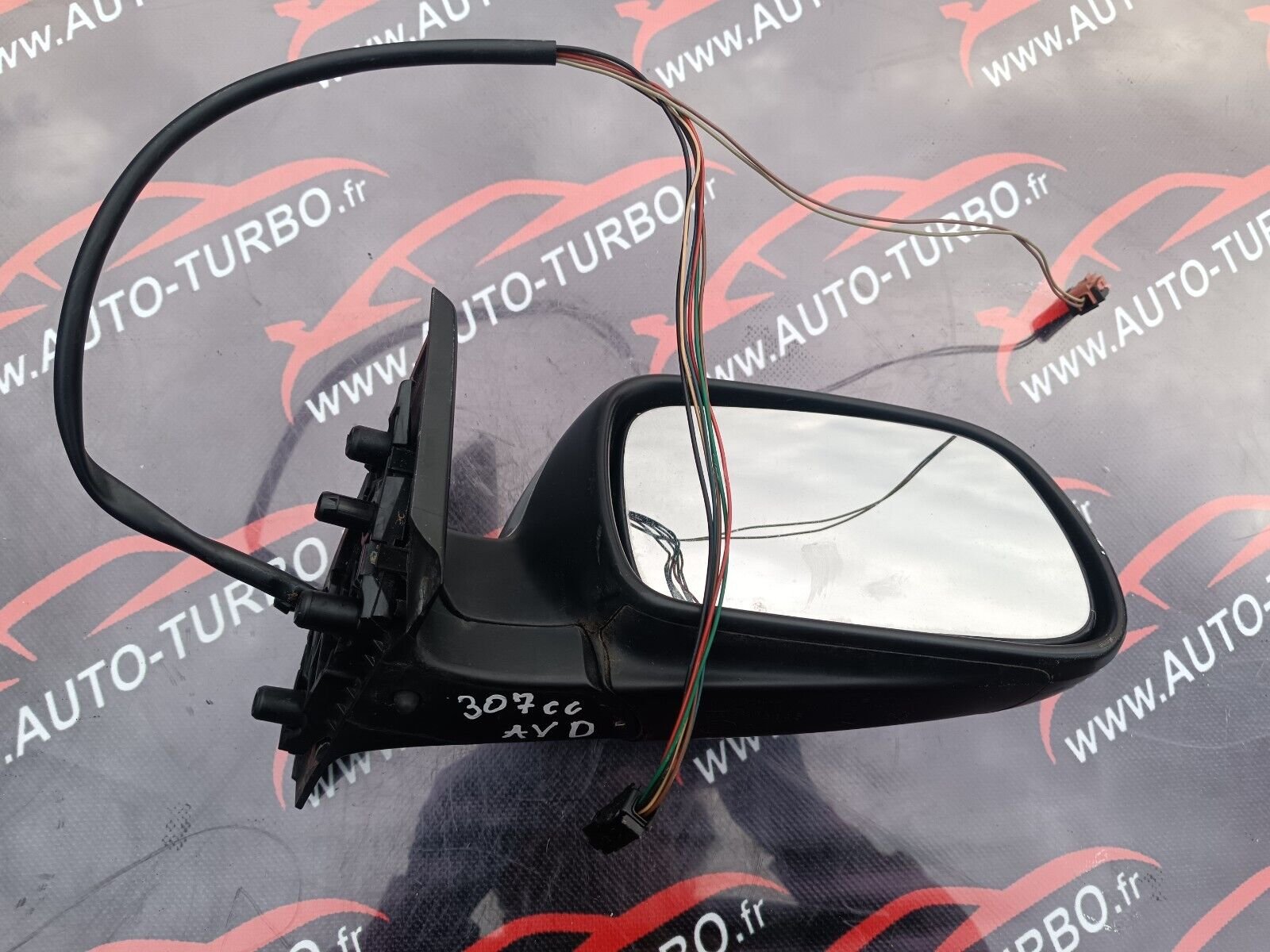 RETROVISEUR DROIT PEUGEOT 307cc REFERENCE: 96347735