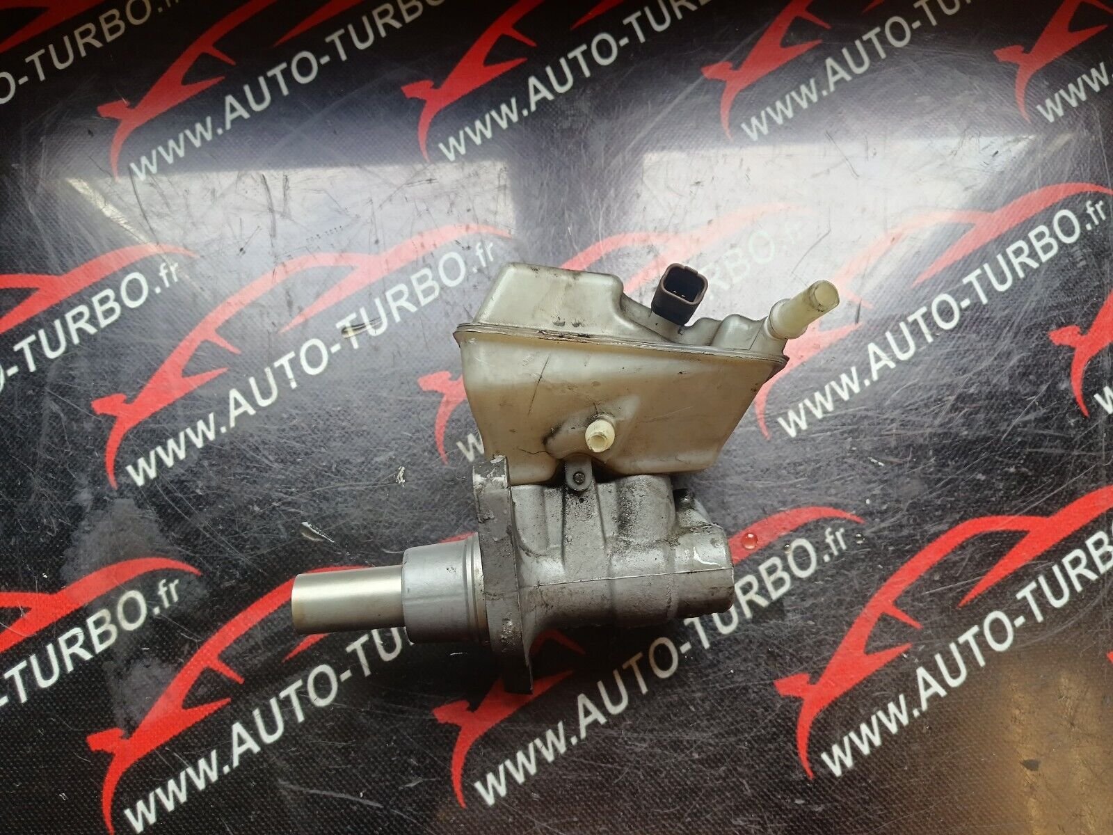 MAITRE CYLINDRE CITROEN C4 PICASSO REFERENCE: 9654002180