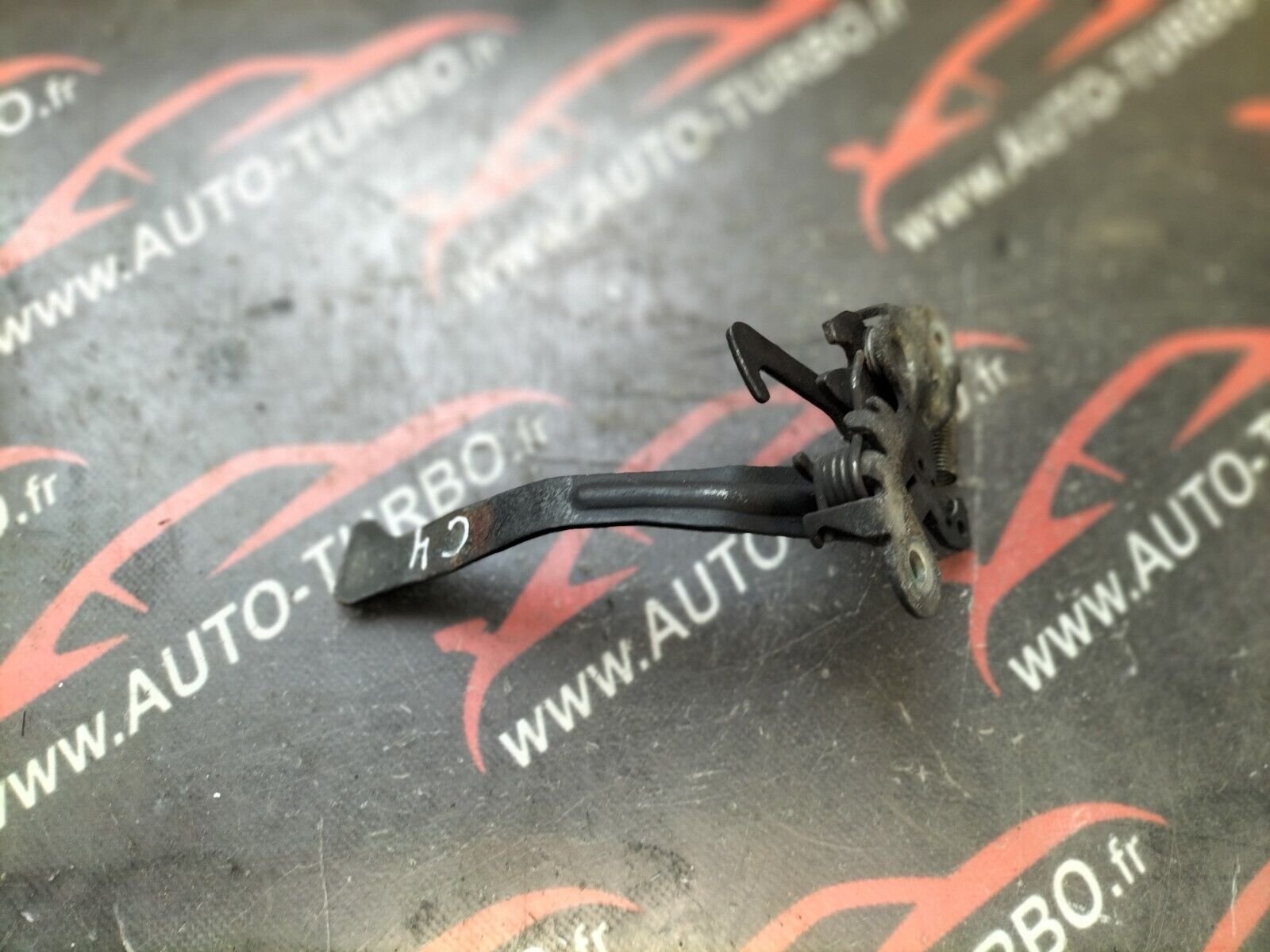 SERRURE DE CAPOT   CITROEN C4 1.6 HDI  9646913780