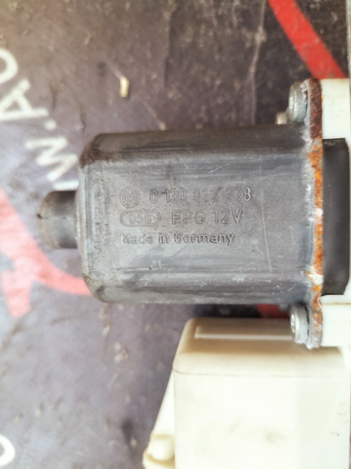 MECANISME LEVE VITRE ARRIERE DROITE CITROEN C4  9224H3, 0130822238