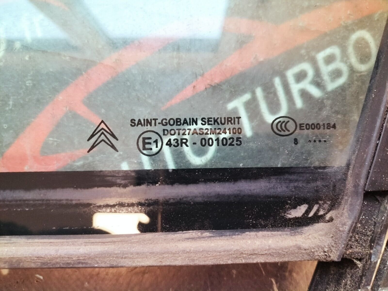 CUSTODE AVANT GAUCHE CITROEN C4