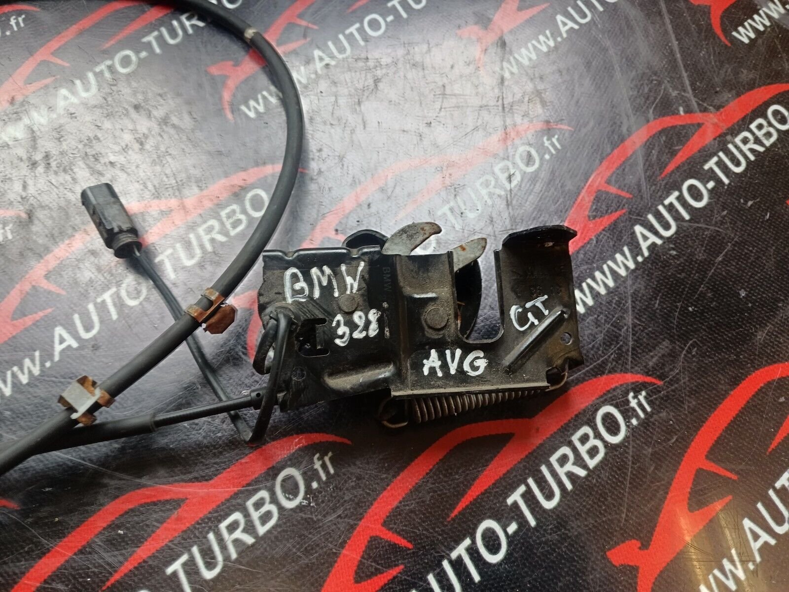 SERRURE + CABLE CAPOT GAUCHE BMW 328iGT REFERENCE: 7242548