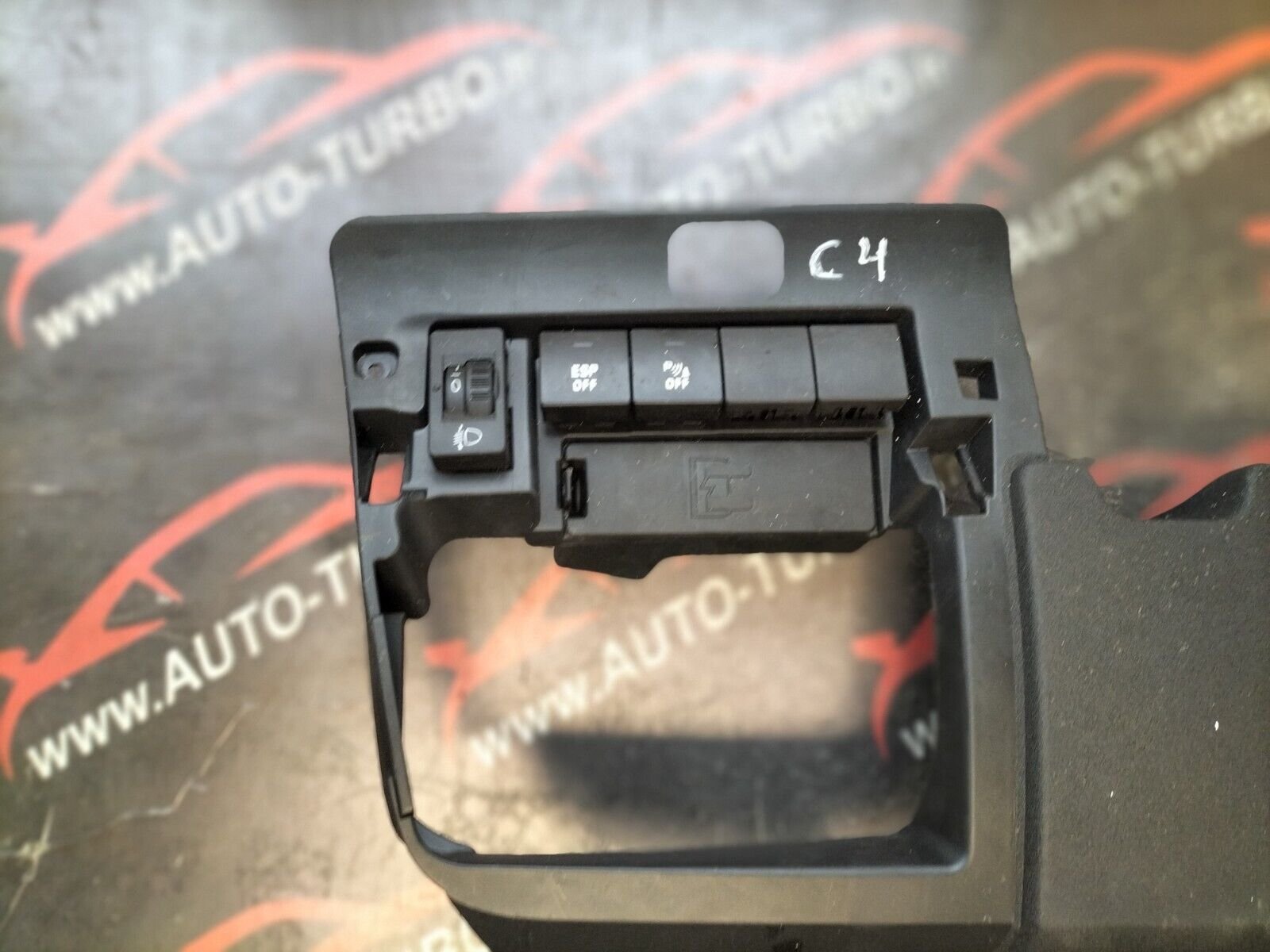 COMMANDES ESP PDC CACHE SOUS VOLANT CITROEN C4