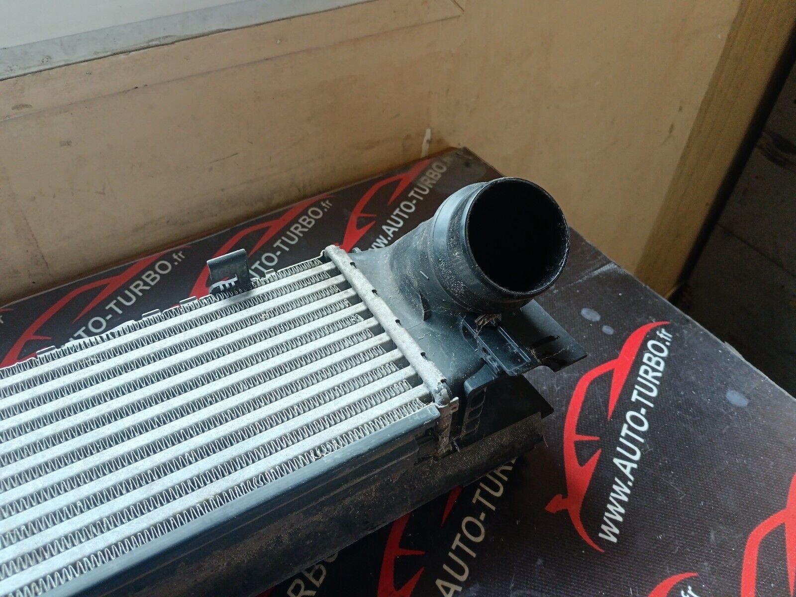 INTERCOOLER BMW 328i GT REFERENCE: 7618809