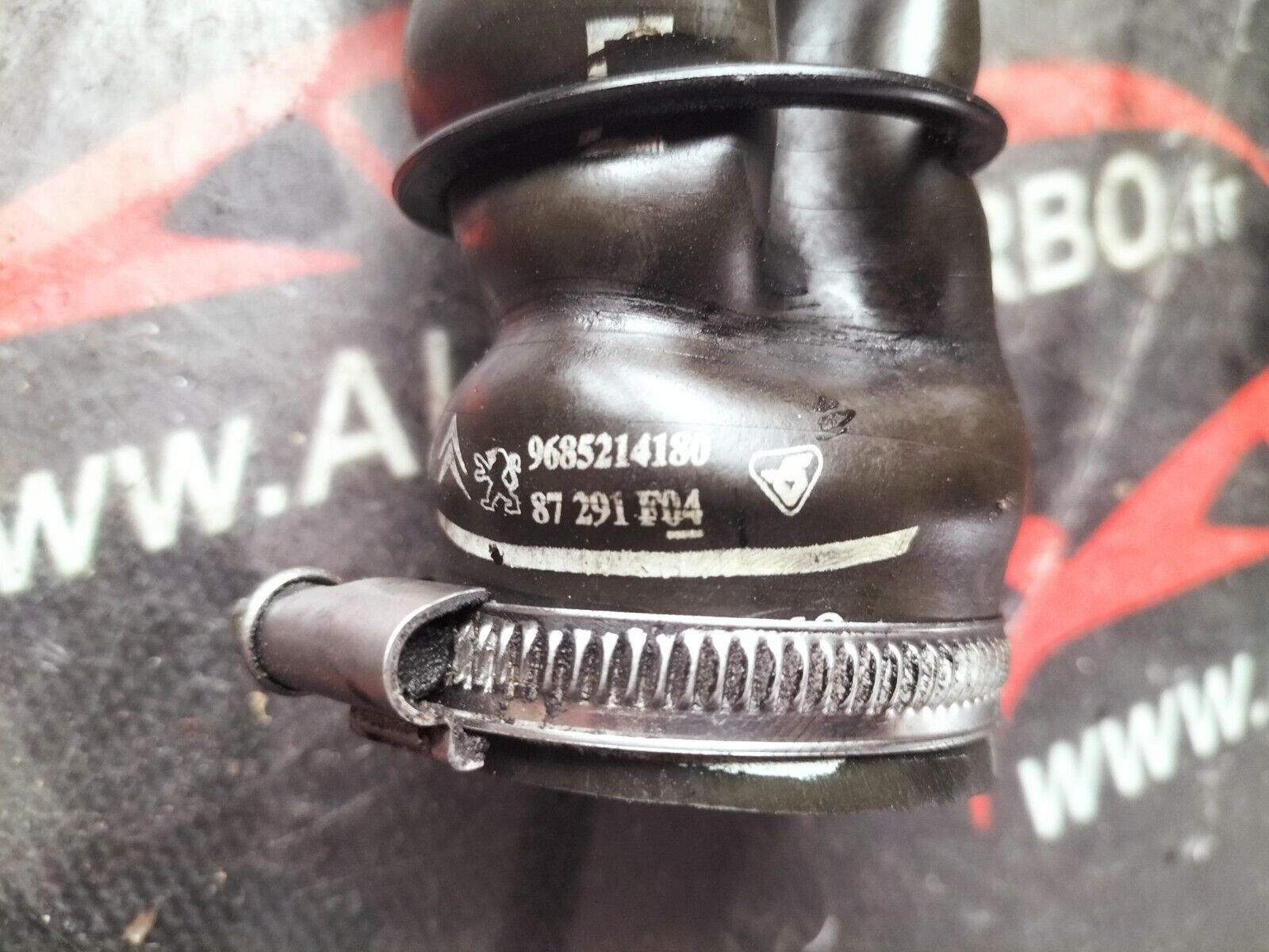 TUYEAU ADMISSION  TURBO  PSA 1.6 HDI 110 CH 9685214180