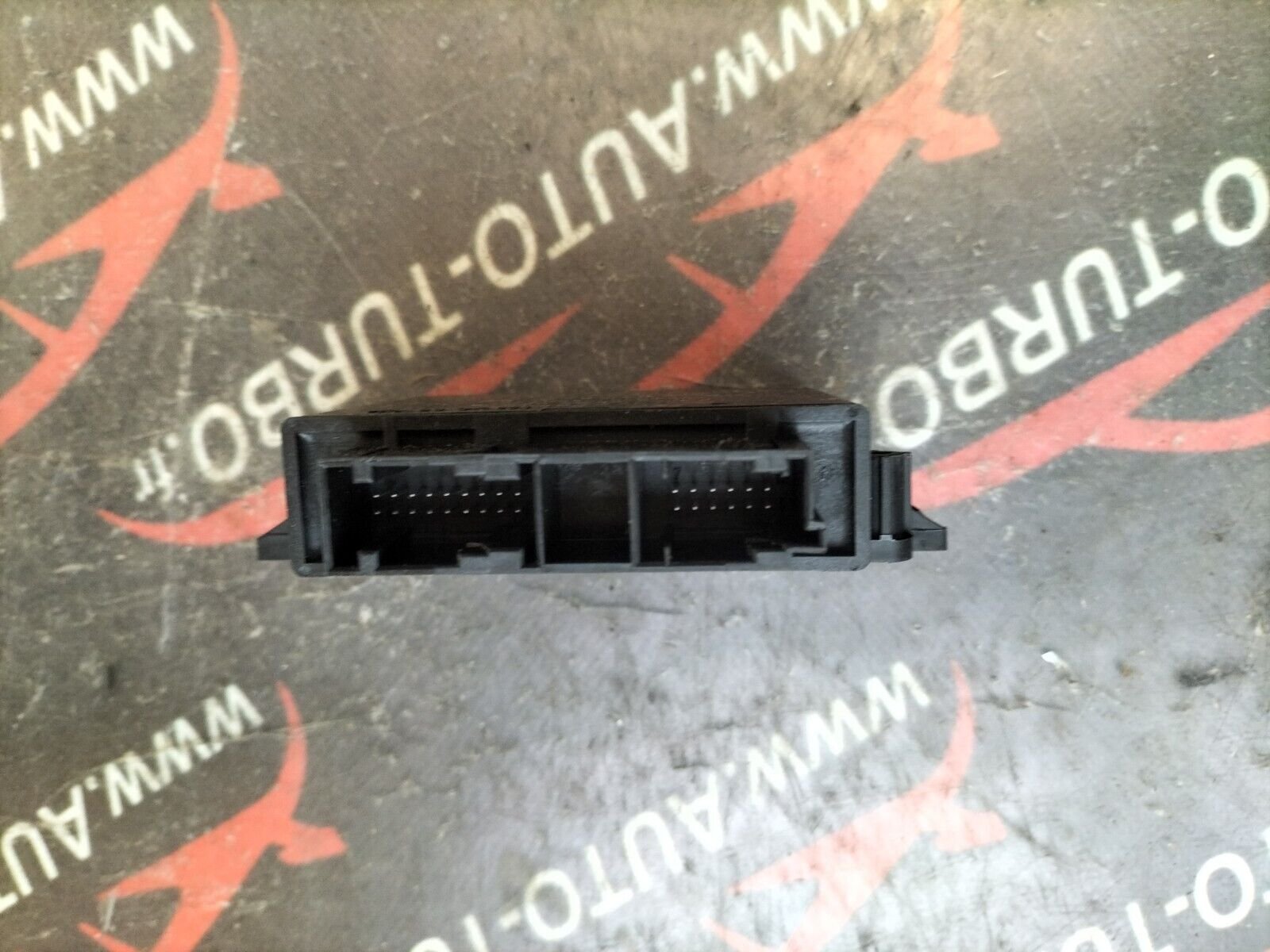 CALCULATEUR RADARS DE RECUL  CITROEN C4 9661496880-01