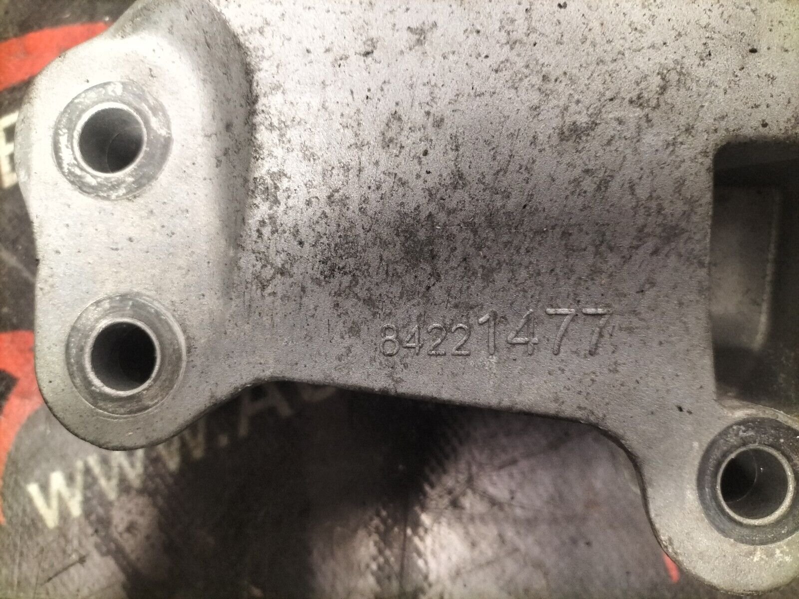 SUPPORT MOTEUR COTE DROIT OPEL INSIGNIA  1.6 CDTI LVL 84221477