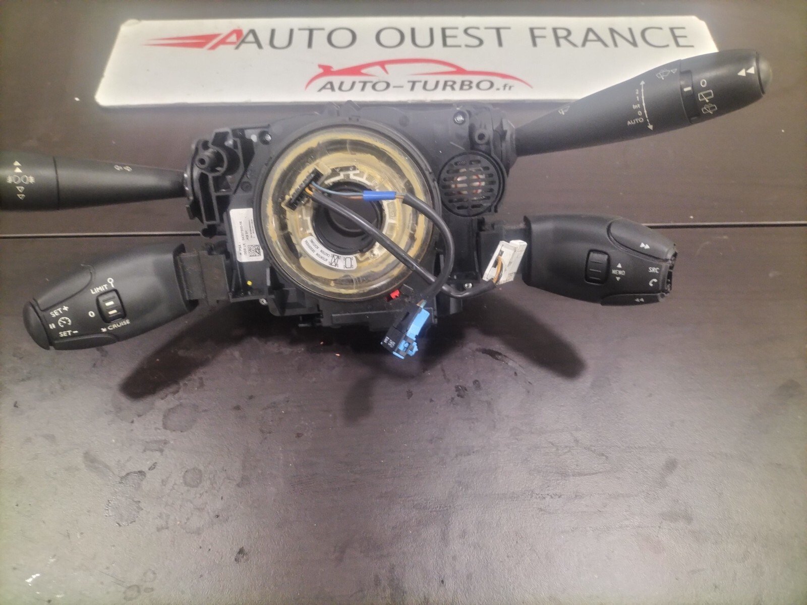 BLOCK COMMODO CITROEN DS3 .  96667327XT