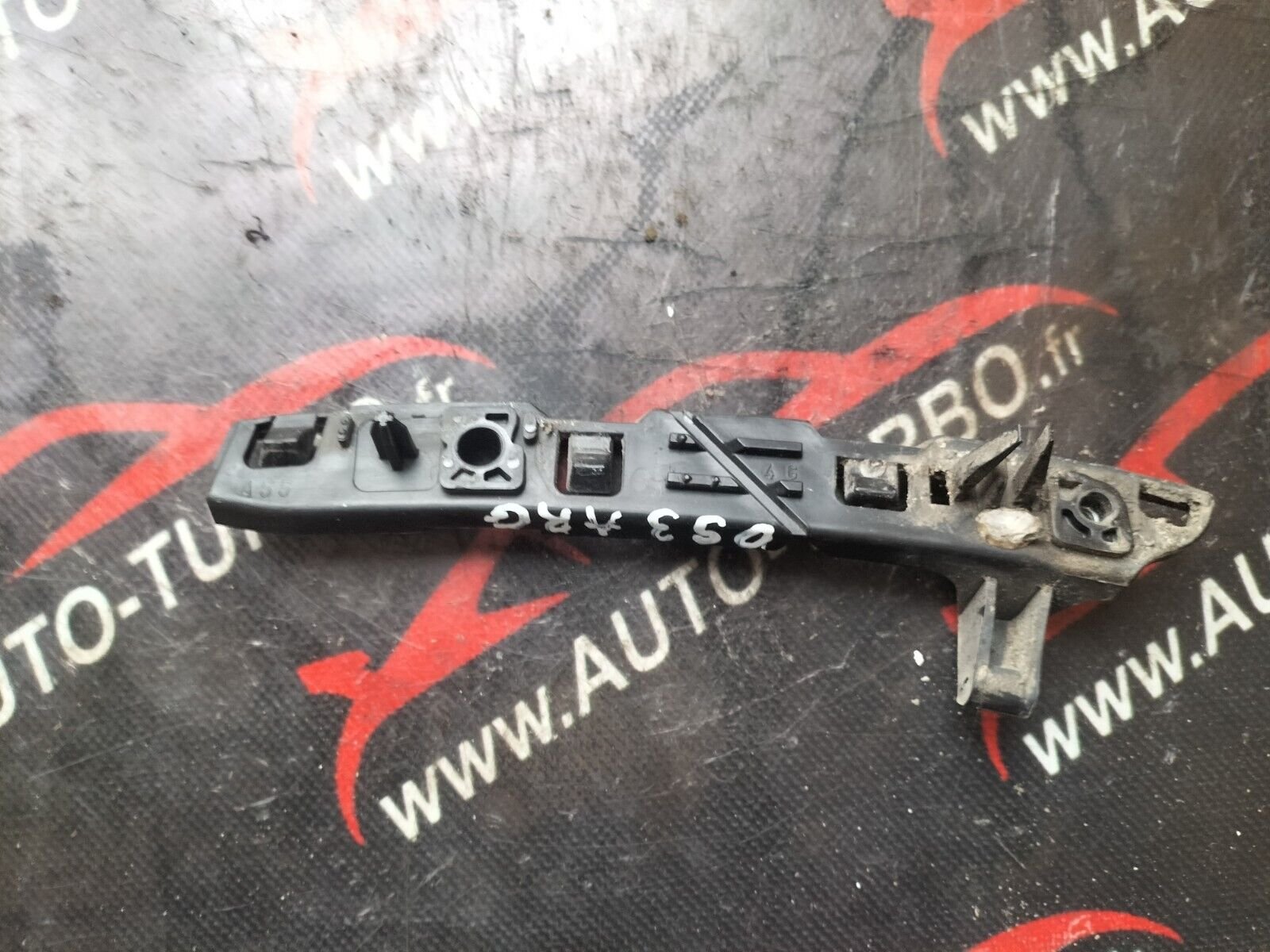 SUPPORT FIXATION  PARE CHOC ARRIERE DROITE   CITROEN DS3  1.6 THP  9683740880